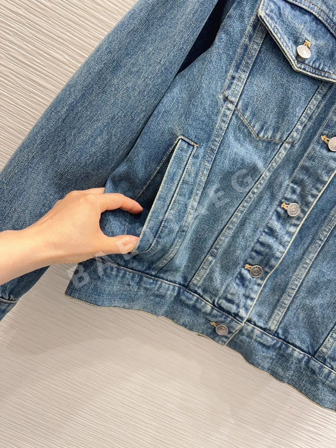 구찌 여성 데님 자켓 상세 이미지 3