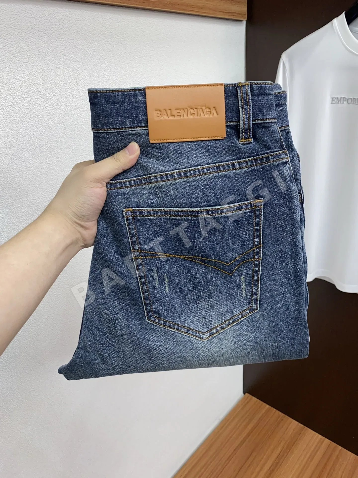 발렌시아가 남성 데님 청바지 16426