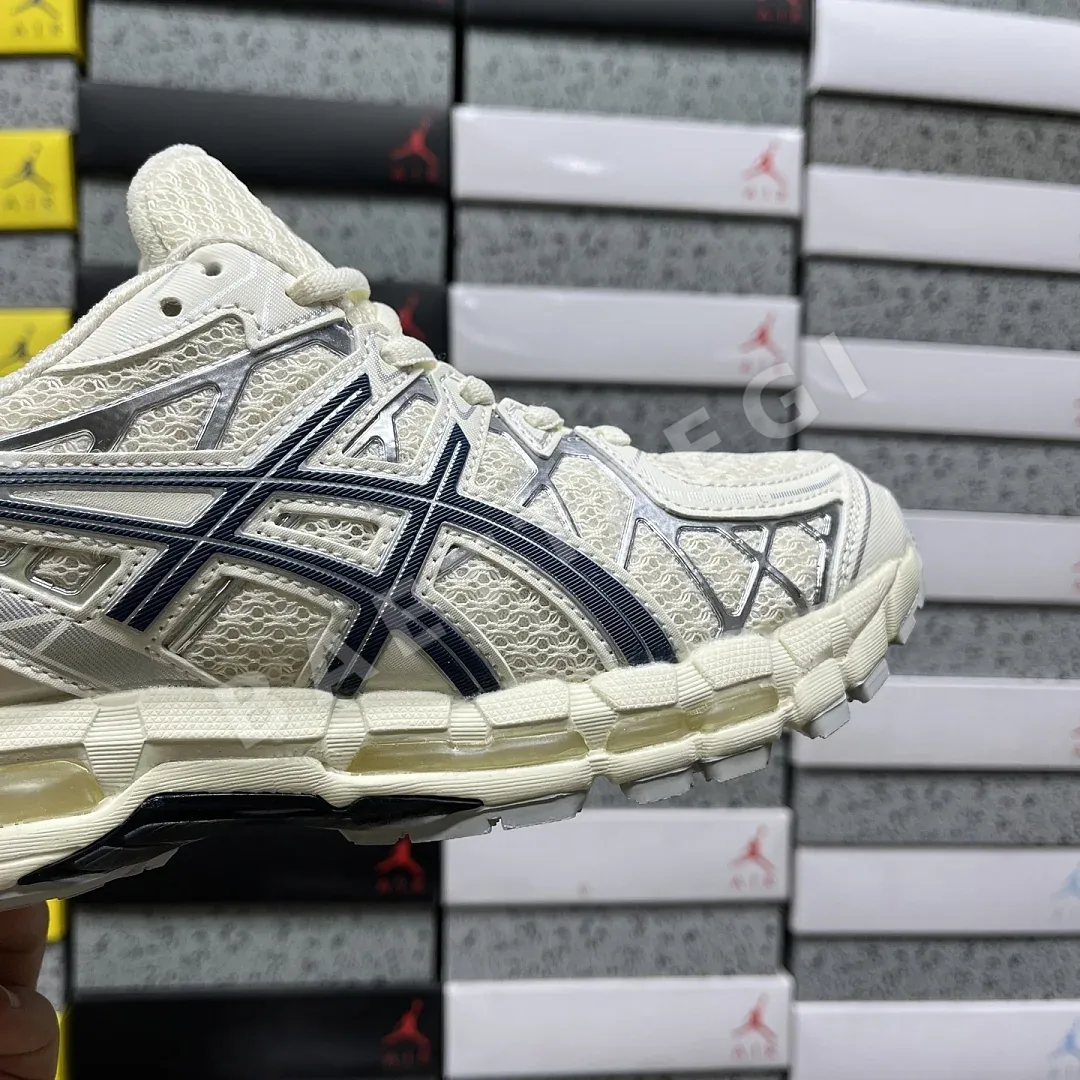 아식스 [TOP] 젤 카야노 20 1203A388-104 200424 Asics Gel-Kayano 20 Cream Independence 상세 이미지 9