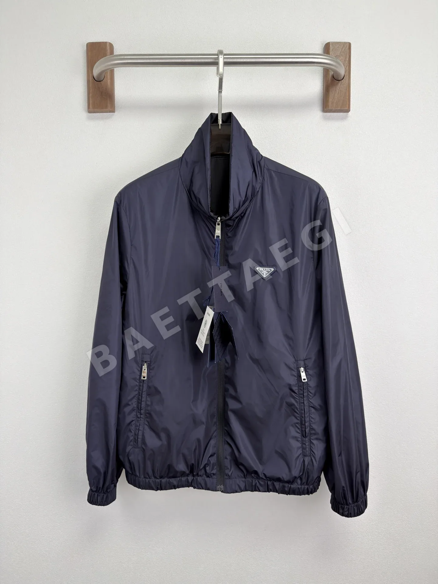 프라다 리버서블 나일론 집업 자켓 상세 이미지 4