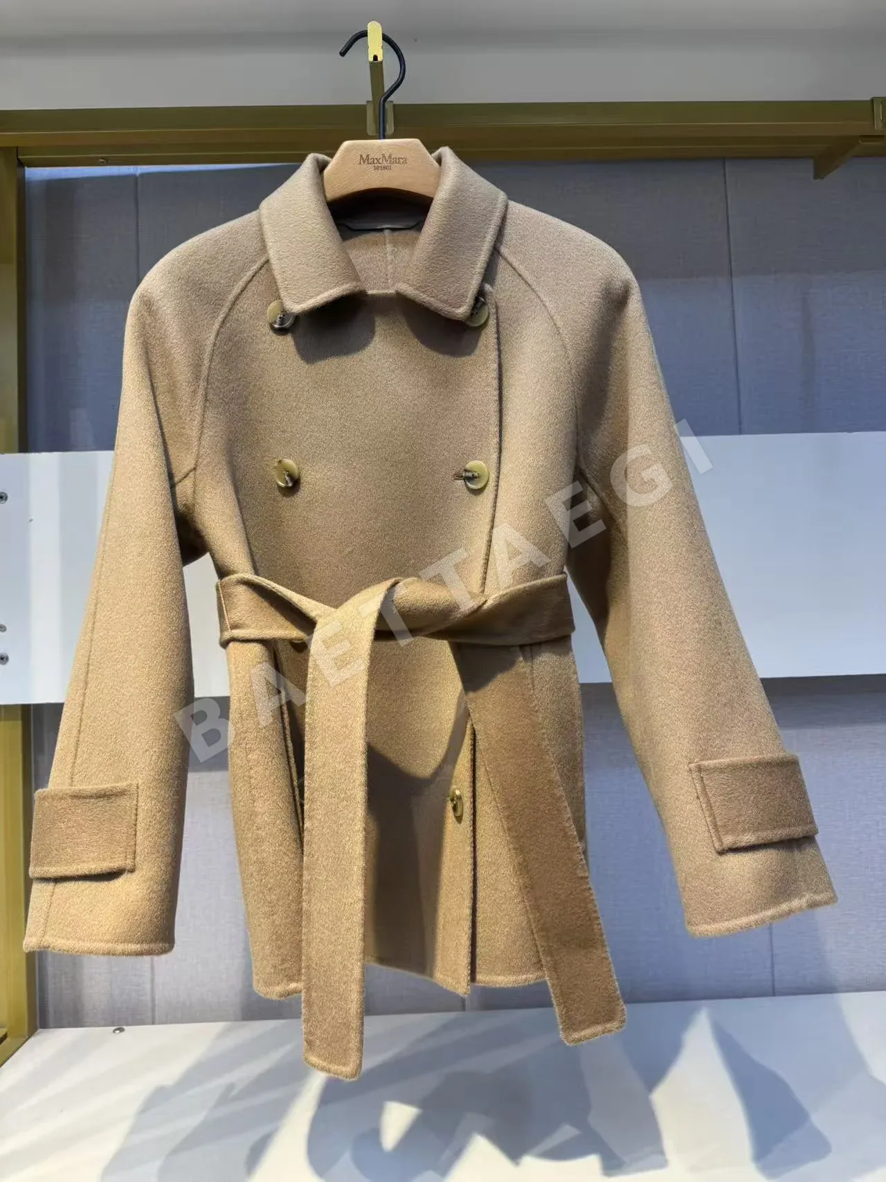 막스마라  'S Max Mara Louis 루이 더블브레스트 버진 울 숏 코트 170343
