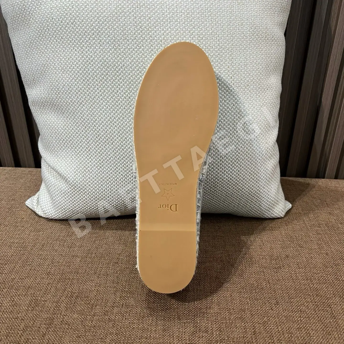 디올 그랑빌 오블리크 에스파드리유 그레이 신발 상세 이미지 9
