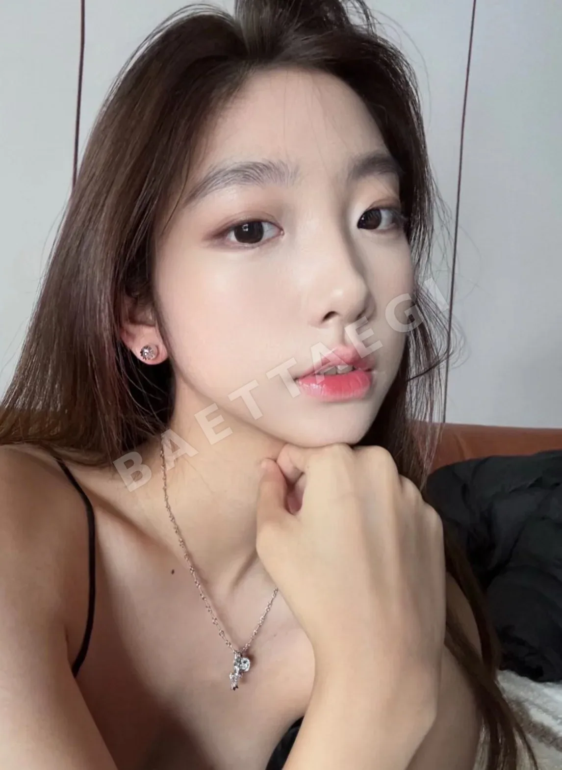 크롬하츠 진주 크로스 롱 귀걸이 상세 이미지 8