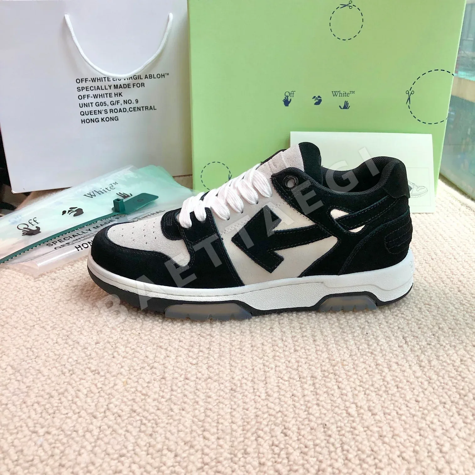 오프화이트 신발 상세 이미지 4