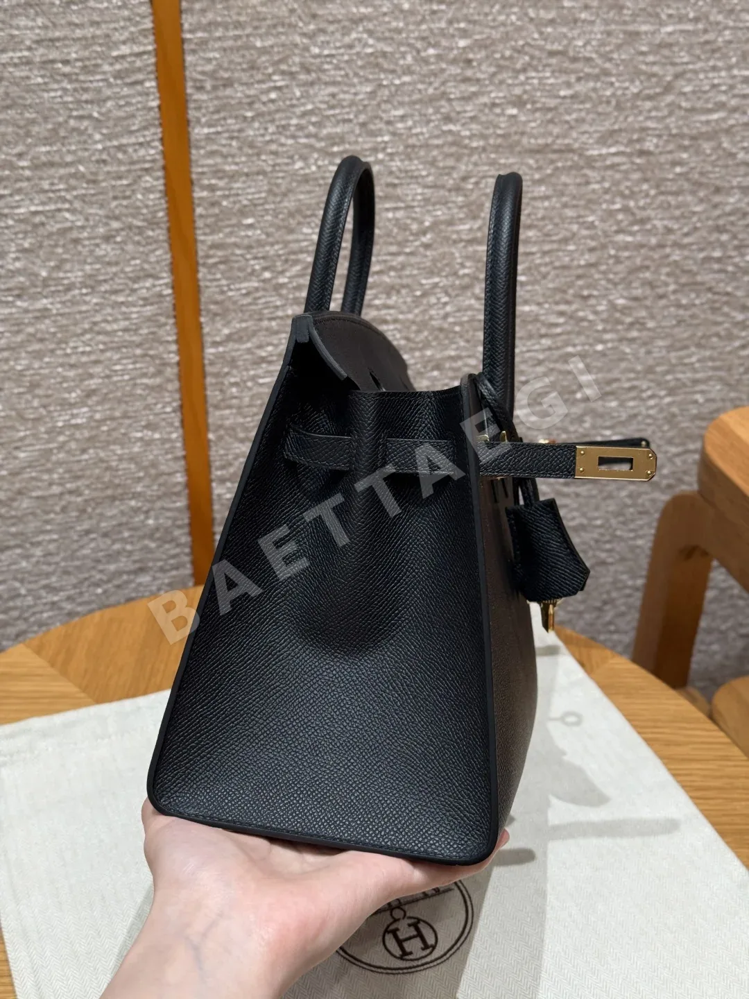 에르메스 버킨 25 블랙 가방 상세 이미지 6