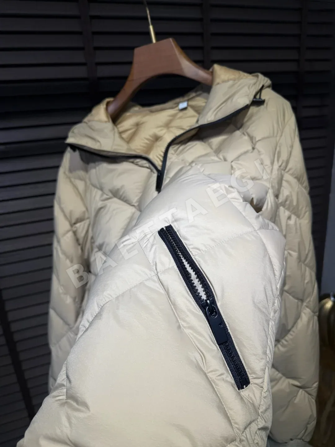 몽클레르 다운자켓 남성 자켓 M8836 상세 이미지 5