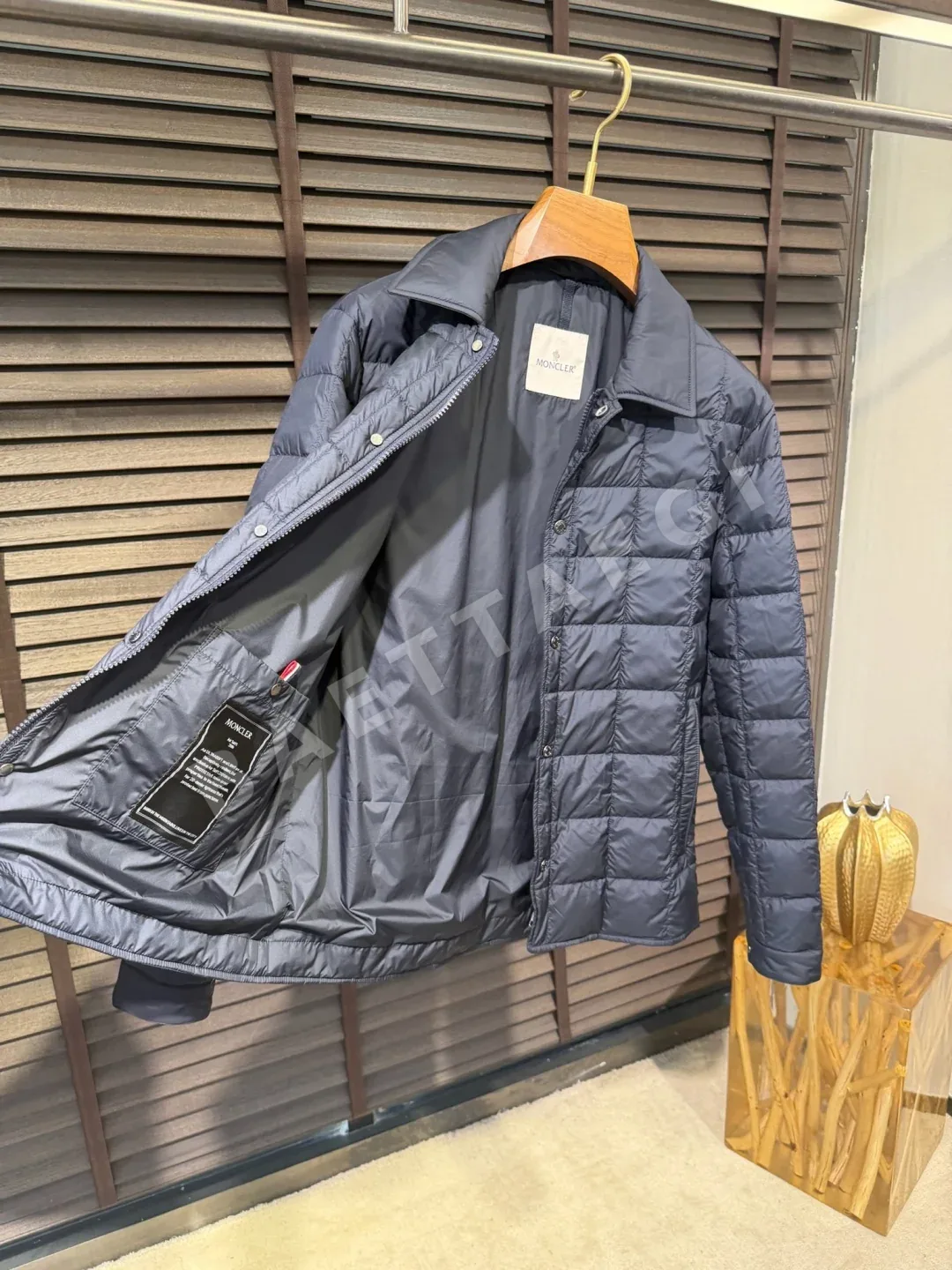 몽클레르 친환경 폴리에스터 다운 남성 자켓 M8995 상세 이미지 8