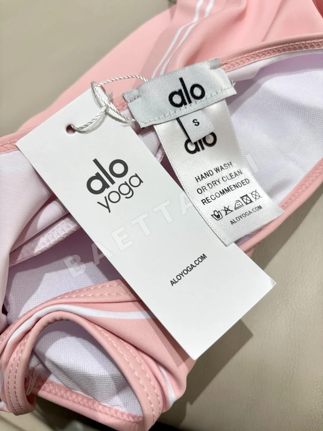 알로 여성 요가복 세트 탱크탑 레깅스 상세 이미지 9