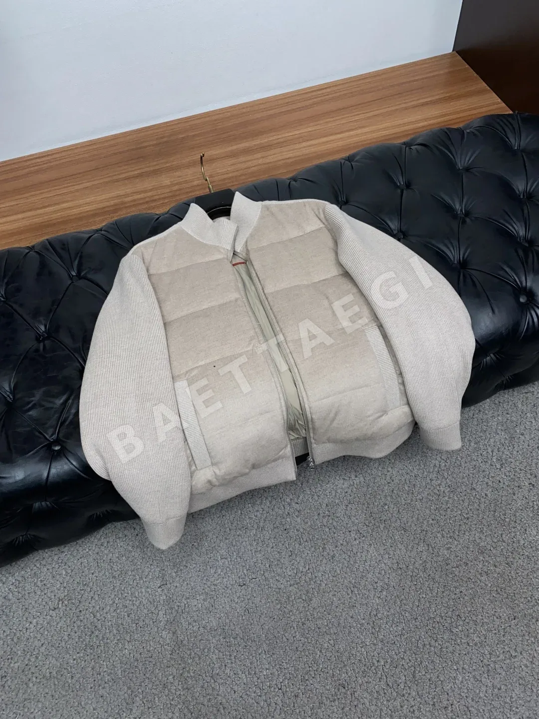 로로피아나 남성 경량 다운 패딩 점퍼 상세 이미지 6