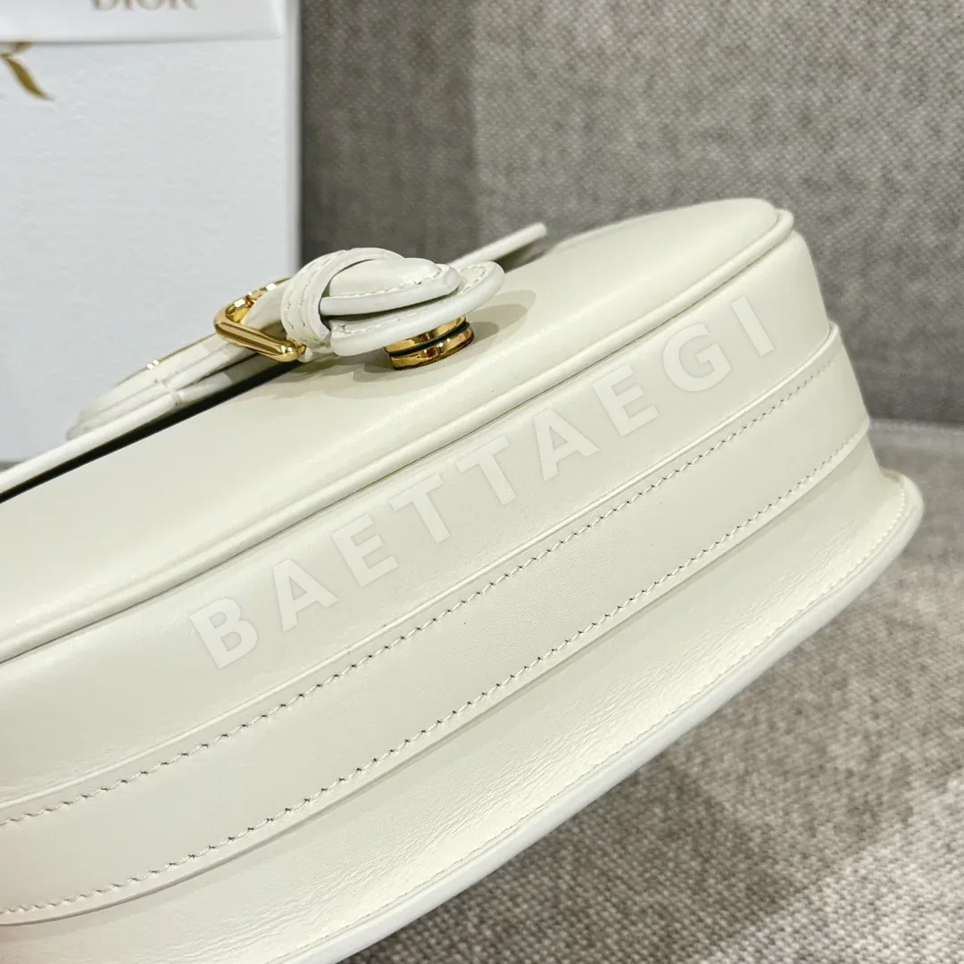디올 CD 미디엄 BB 베이지 가방 상세 이미지 9