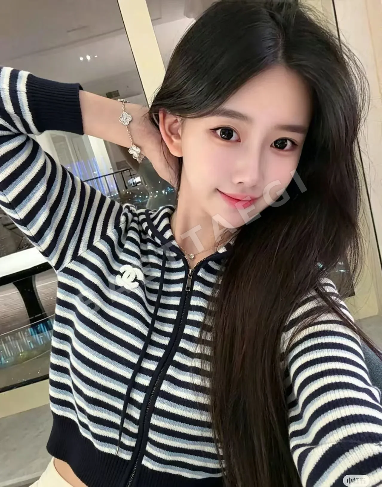 샤넬 스트라이프 패턴 울 후드 가디건 166602