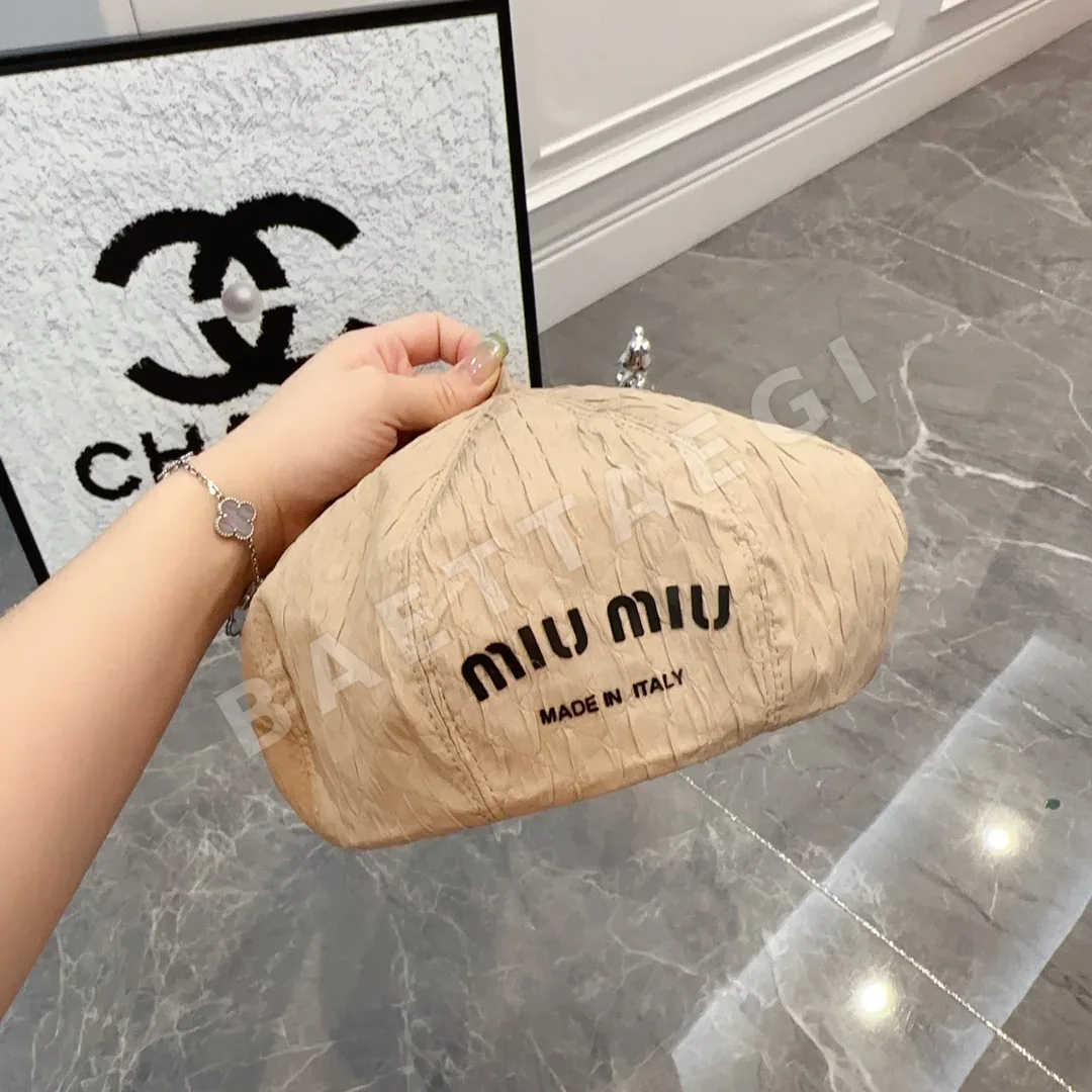 미우미우 모자 81084 Miu Miu Cap 상세 이미지 7