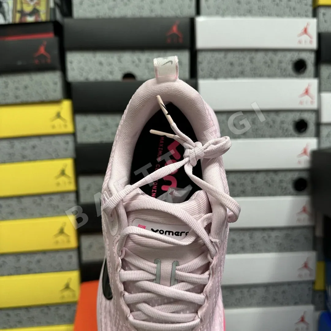 나이키 [XY] 보메로 플러스 HV8150-602 201319 Nike Vomero Plus Pink Foam Hyper 상세 이미지 9