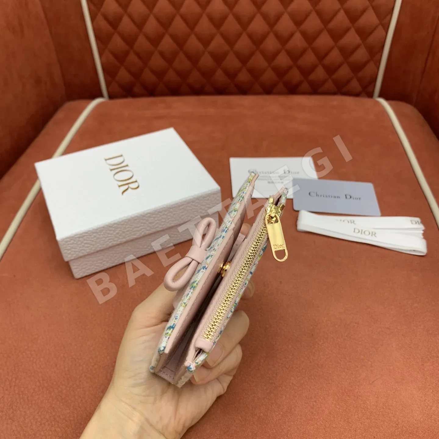 디올 멀티컬러 오블리크 자카드 리본 지갑 상세 이미지 6