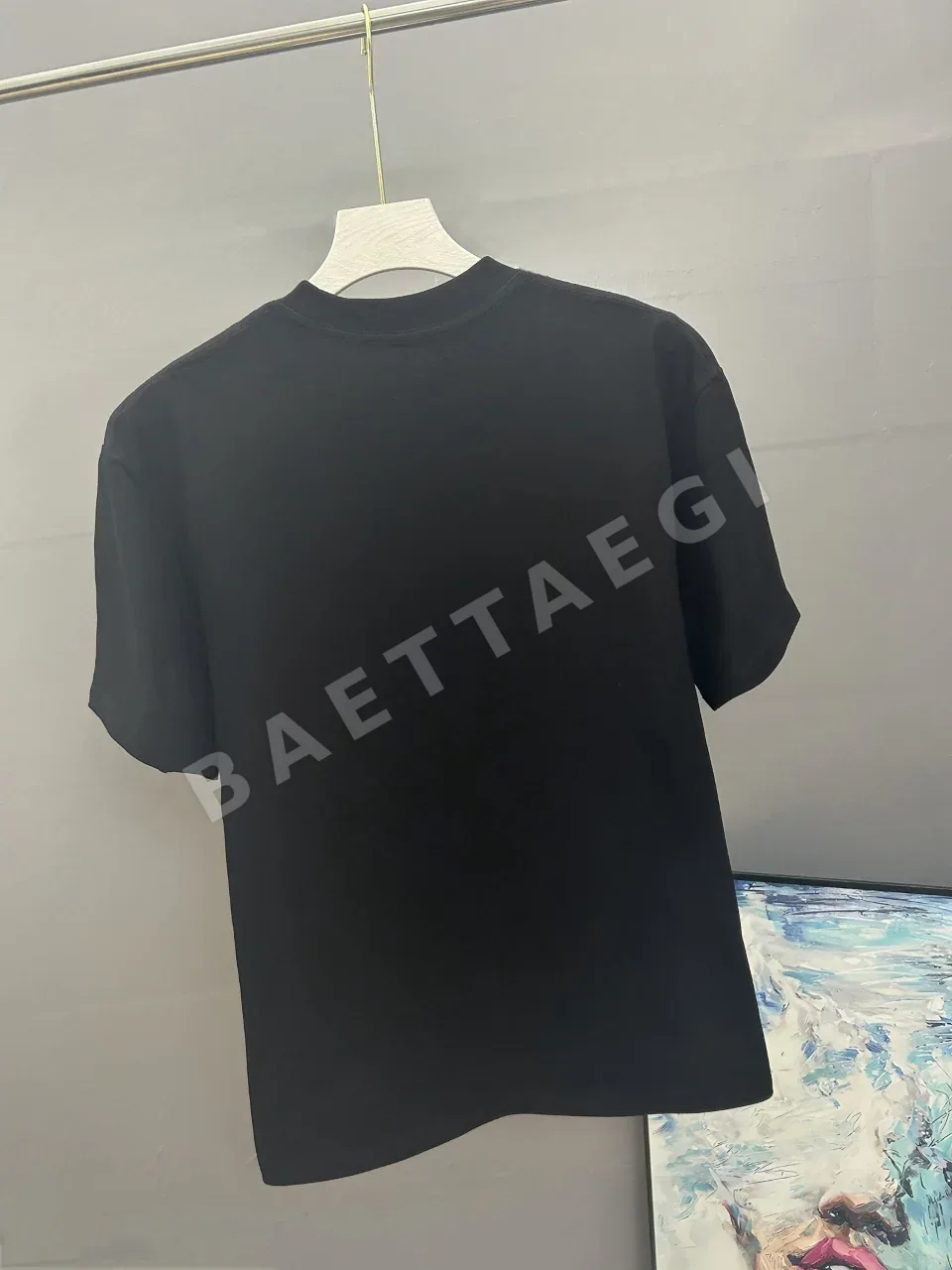 발렌티노 클래식 프린트 라운드넥 여성 반팔 티셔츠 상세 이미지 4