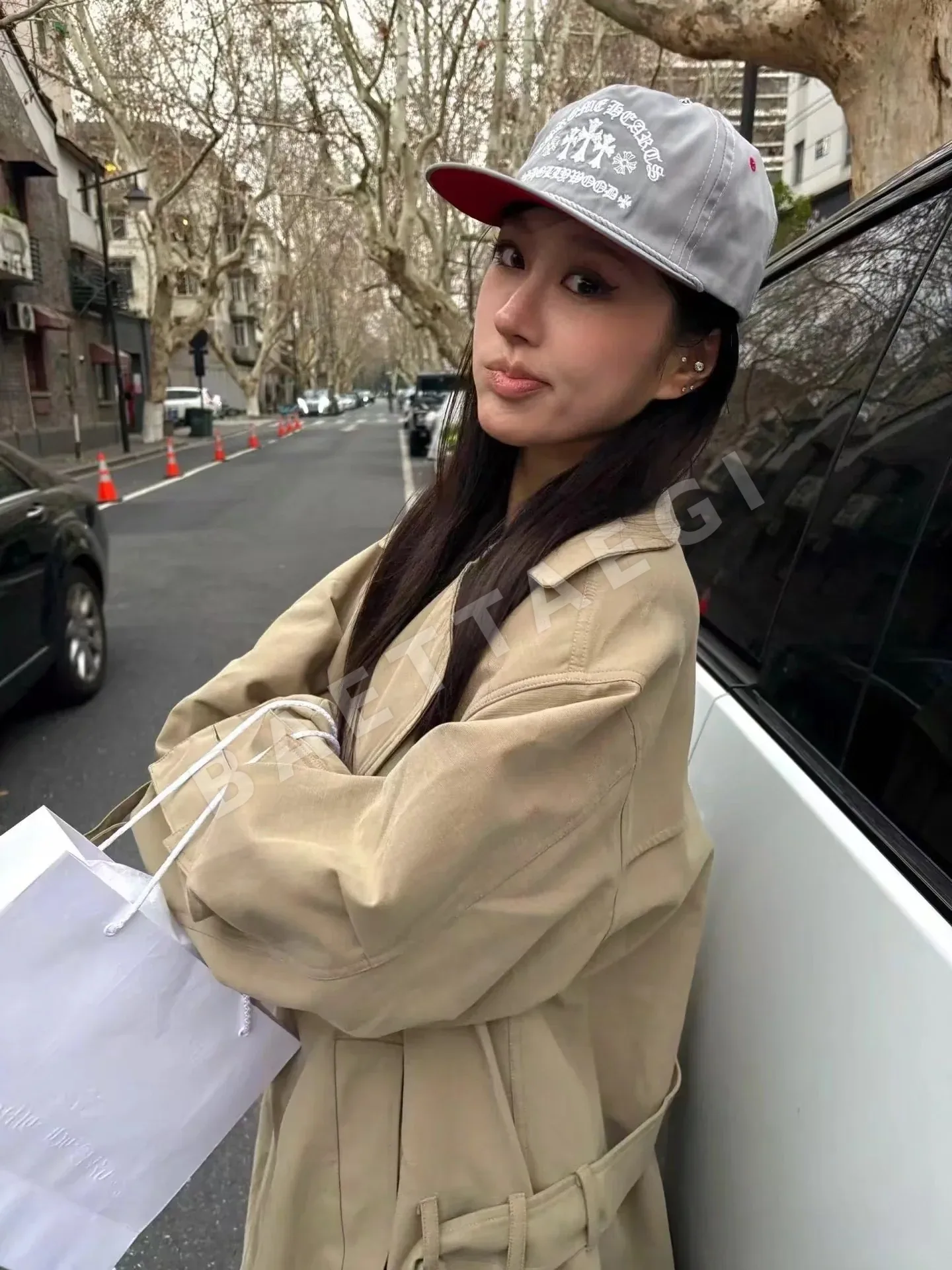 크롬하츠 그레이 자수 캡 상세 이미지 4