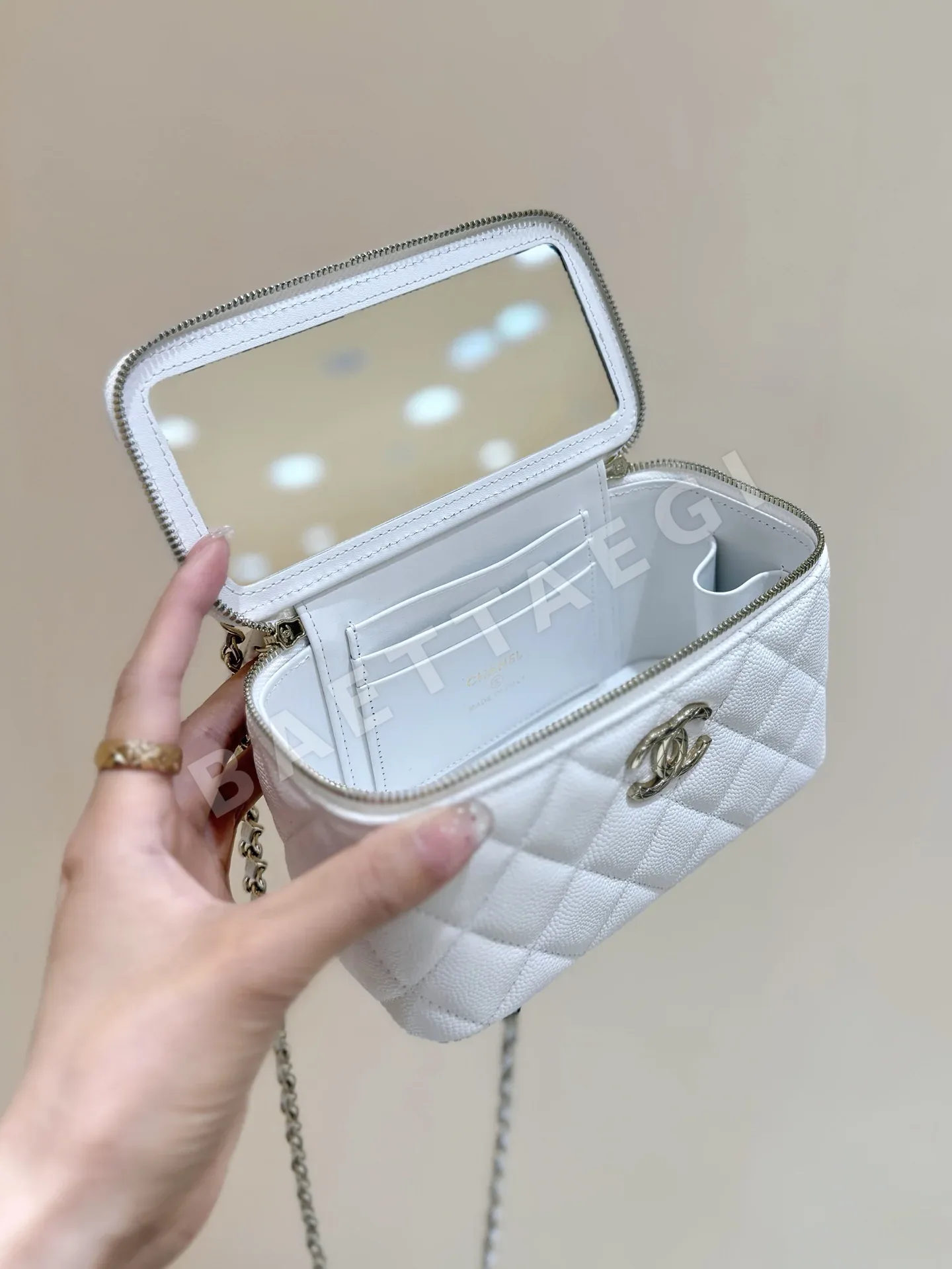샤넬 코코 크러쉬 핸들 롱 박스 가방 AP4590 상세 이미지 5