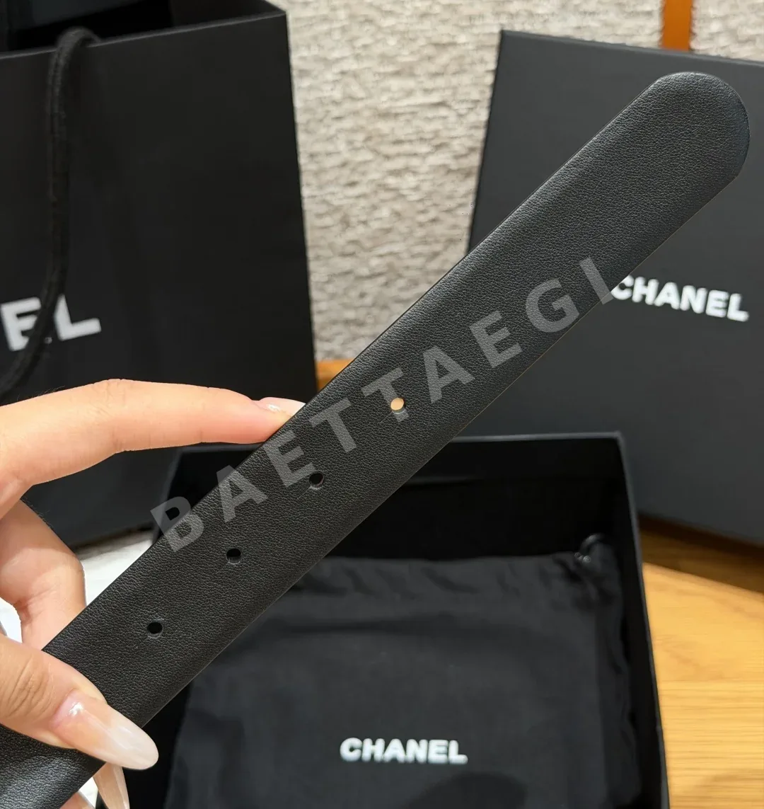 샤넬 리버시블 카프스킨 버클 벨트 상세 이미지 8
