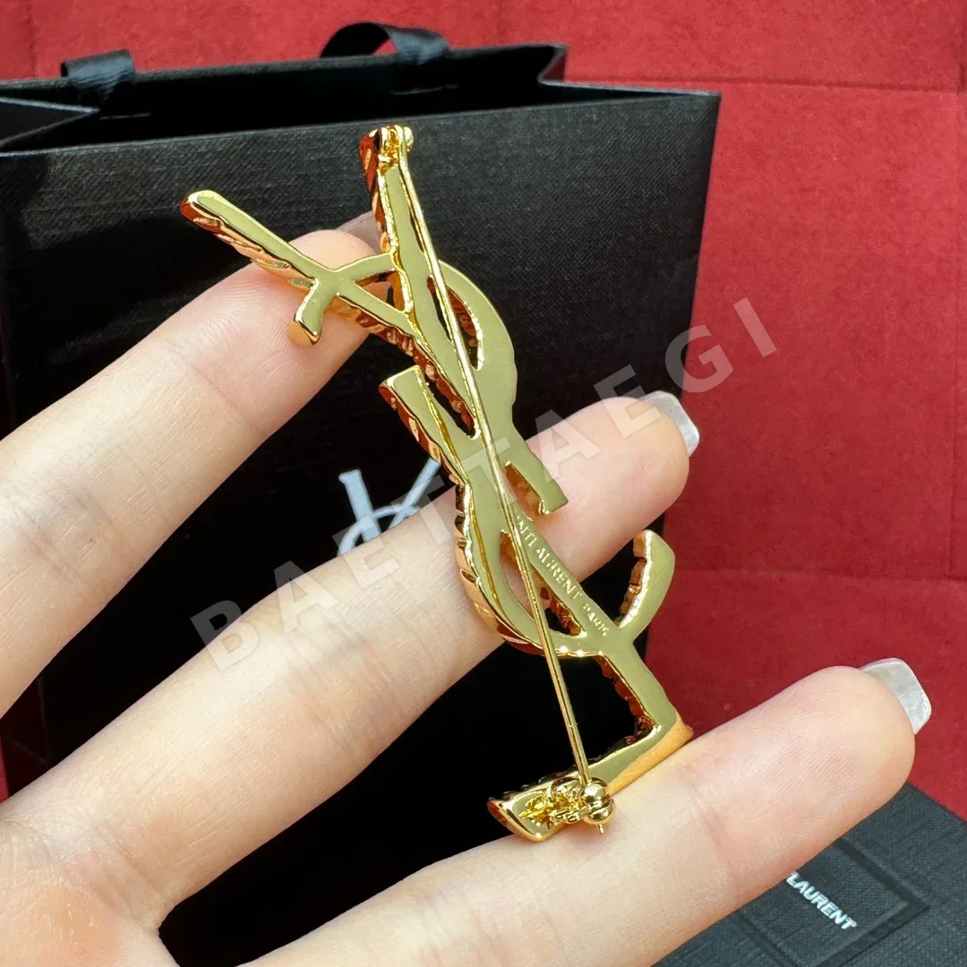 생로랑 리브 디자인 브로치 상세 이미지 4