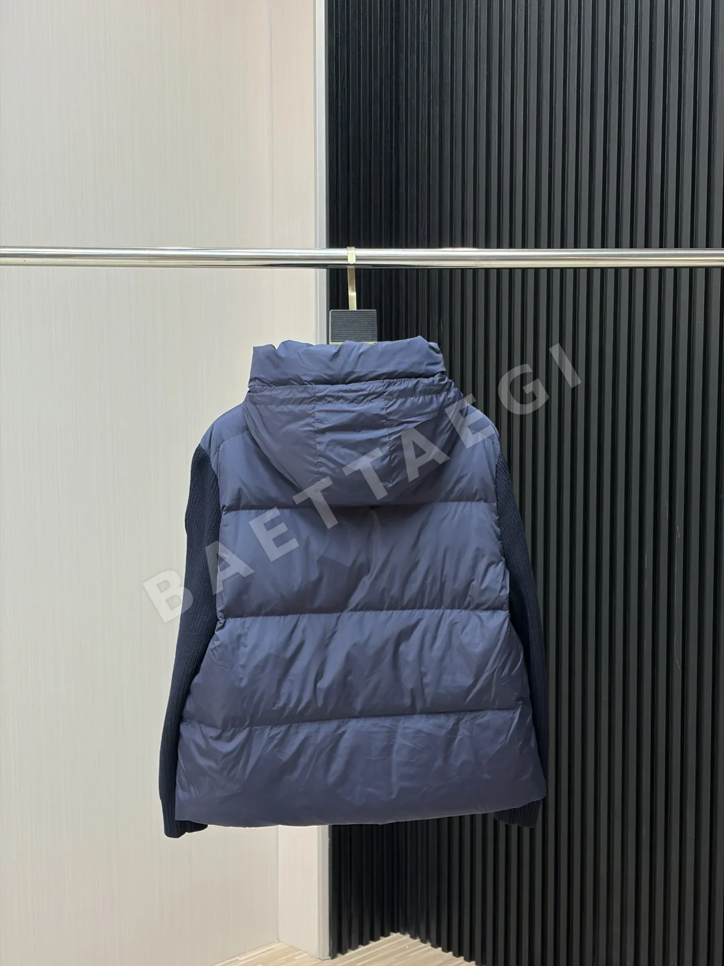 캐나다구스 여성 니트 다운 재킷 패딩 상세 이미지 4