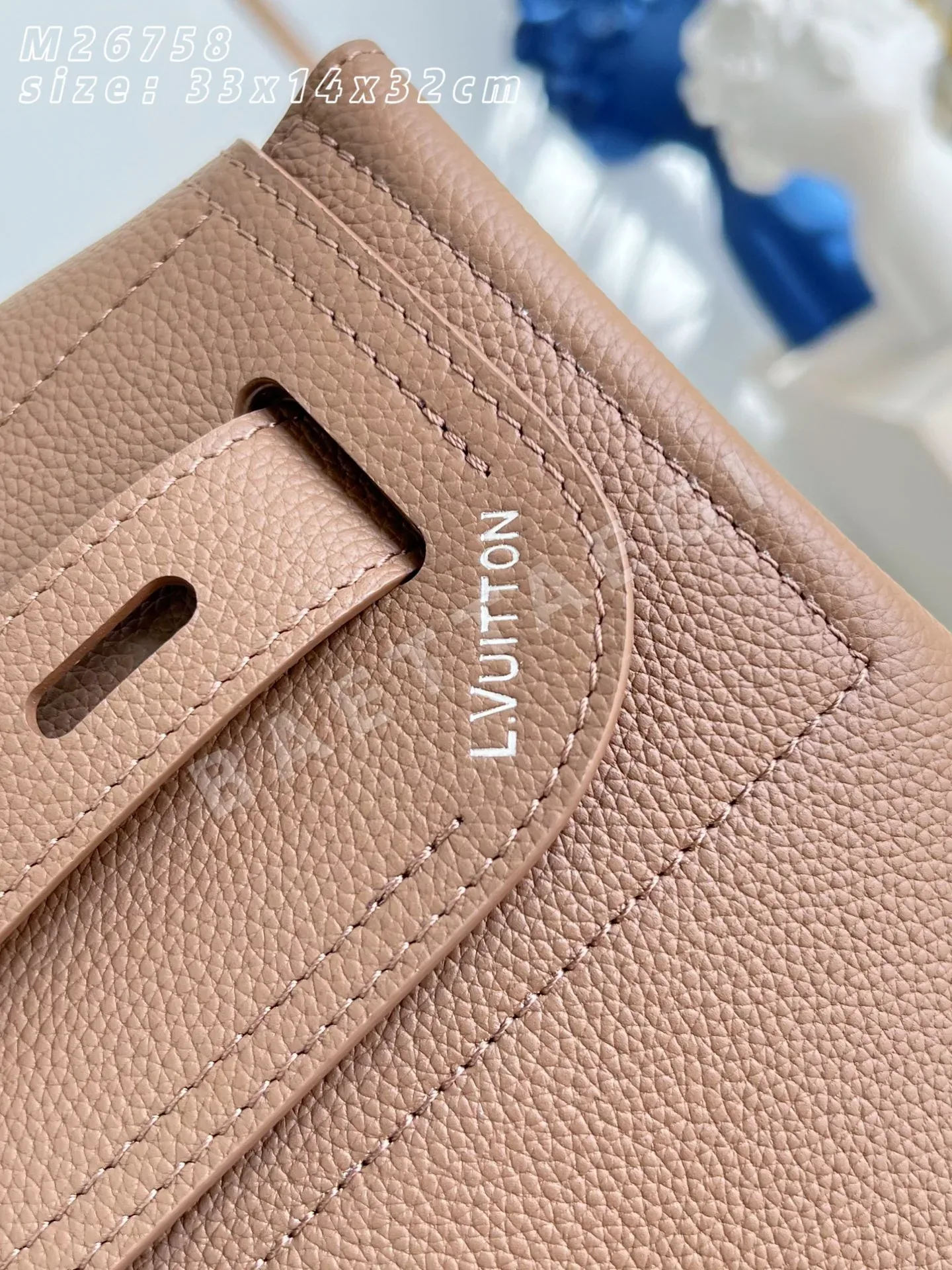 루이비통 M26758 브라운 핸드백 상세 이미지 4