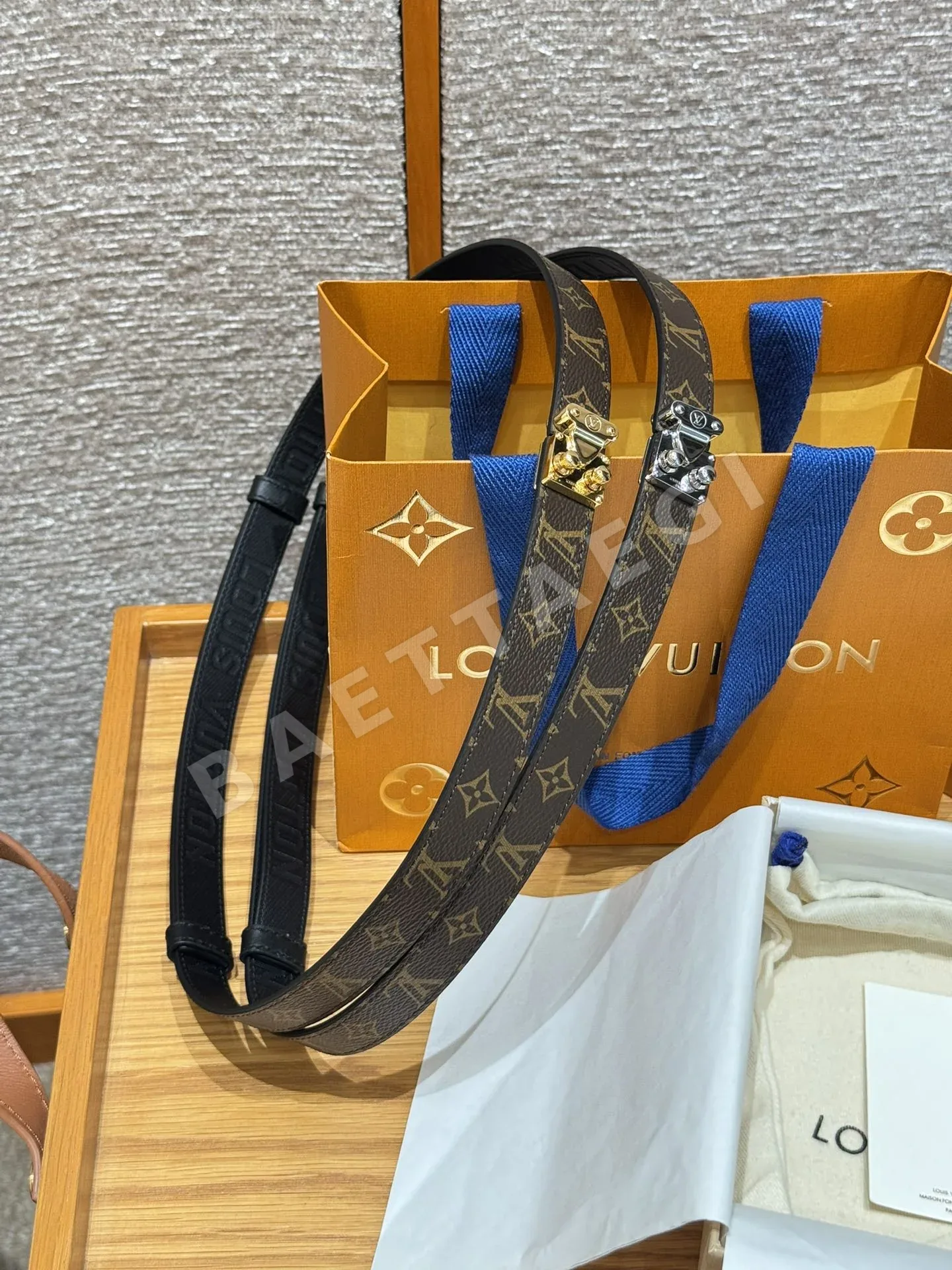 루이비통 셀루르 S자 버클 가죽 벨트 상세 이미지 3