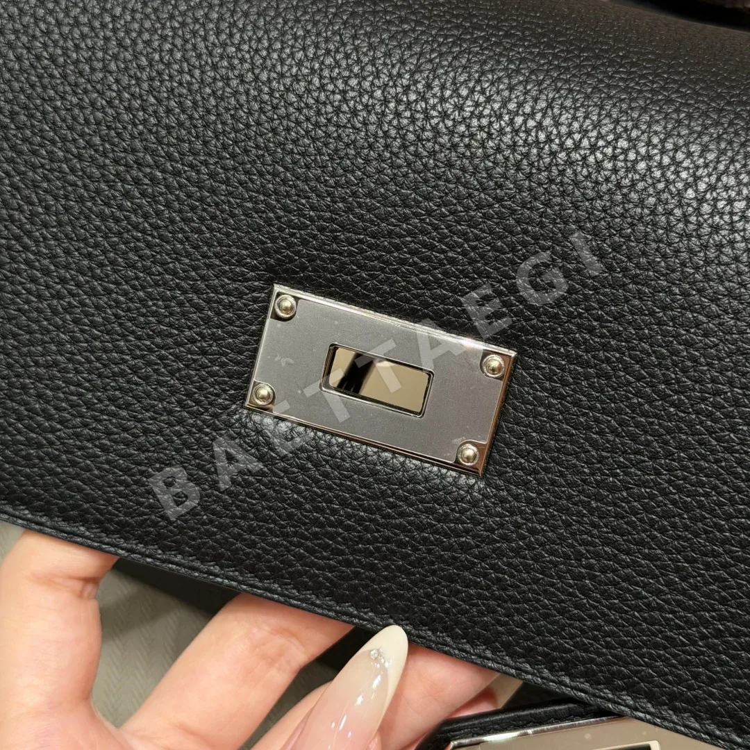 에르메스 켈리 메신저 가방 블랙 토고 가죽 상세 이미지 3