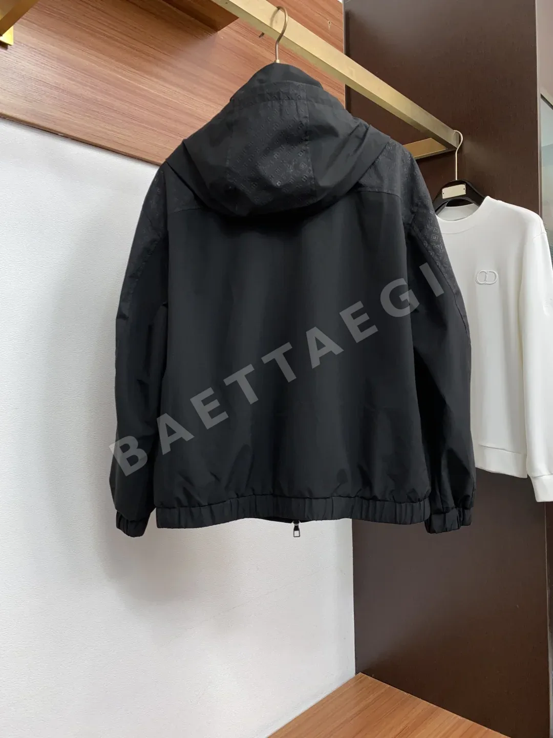루이비통 심플 후드 코튼 남성 자켓 상세 이미지 10