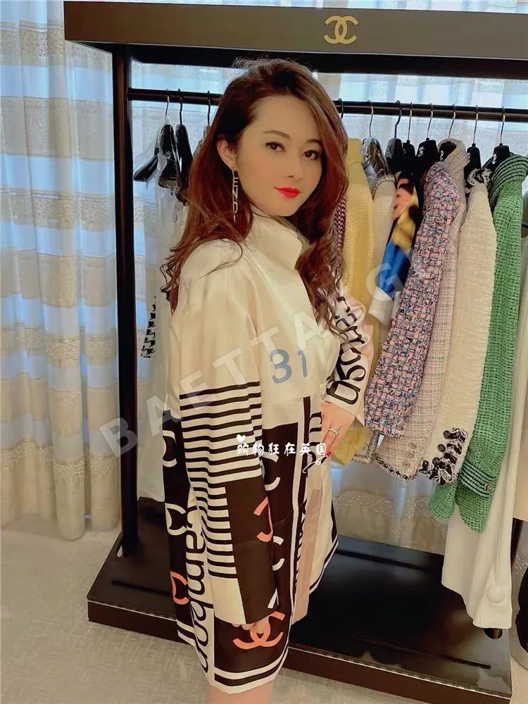 펜디 이니셜 큐빅 귀걸이 상세 이미지 2