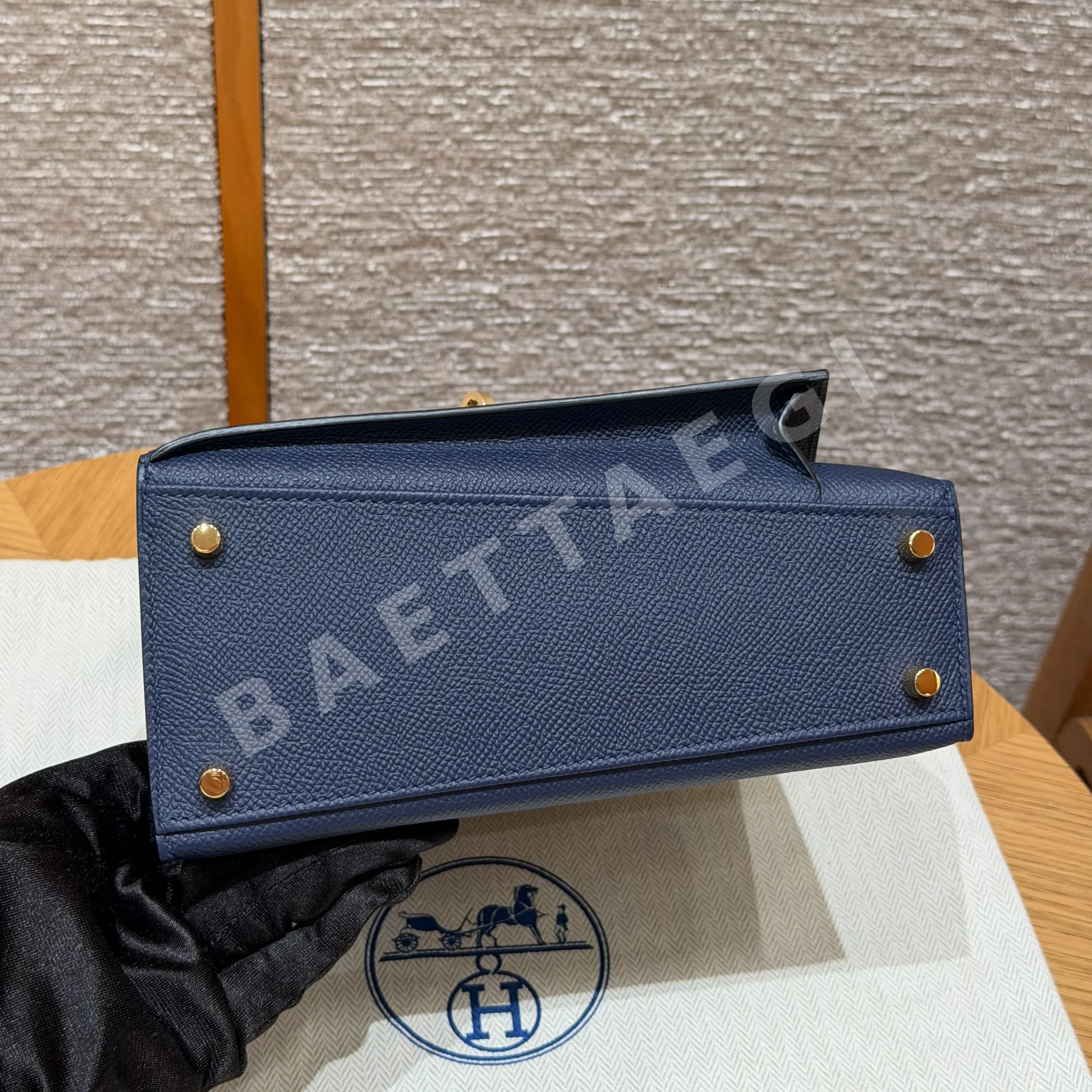 에르메스 켈리백 20 블루 골드 하드웨어 상세 이미지 15