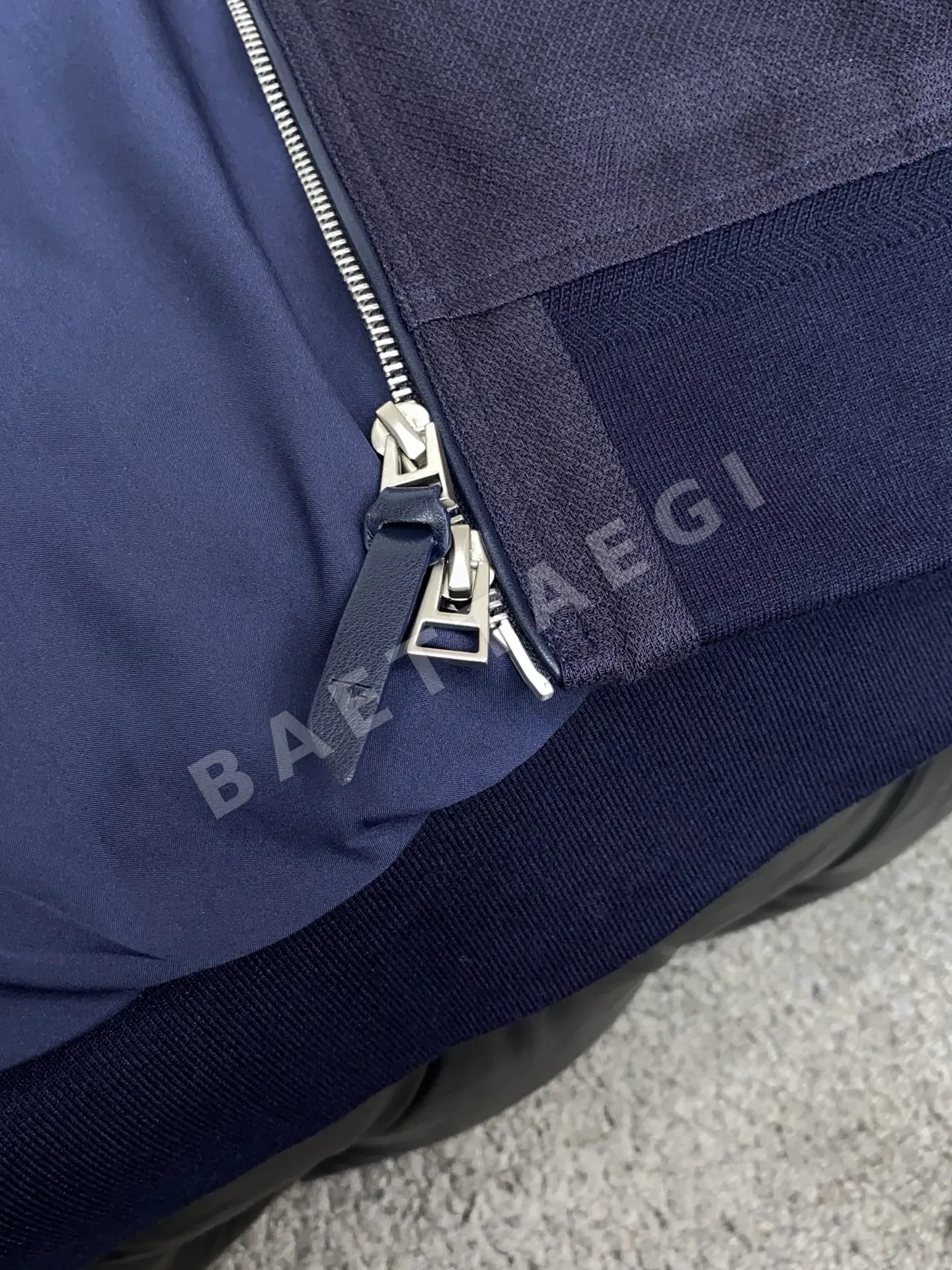 톰포드 남성 린넨 코튼 캐주얼 자켓 상세 이미지 8