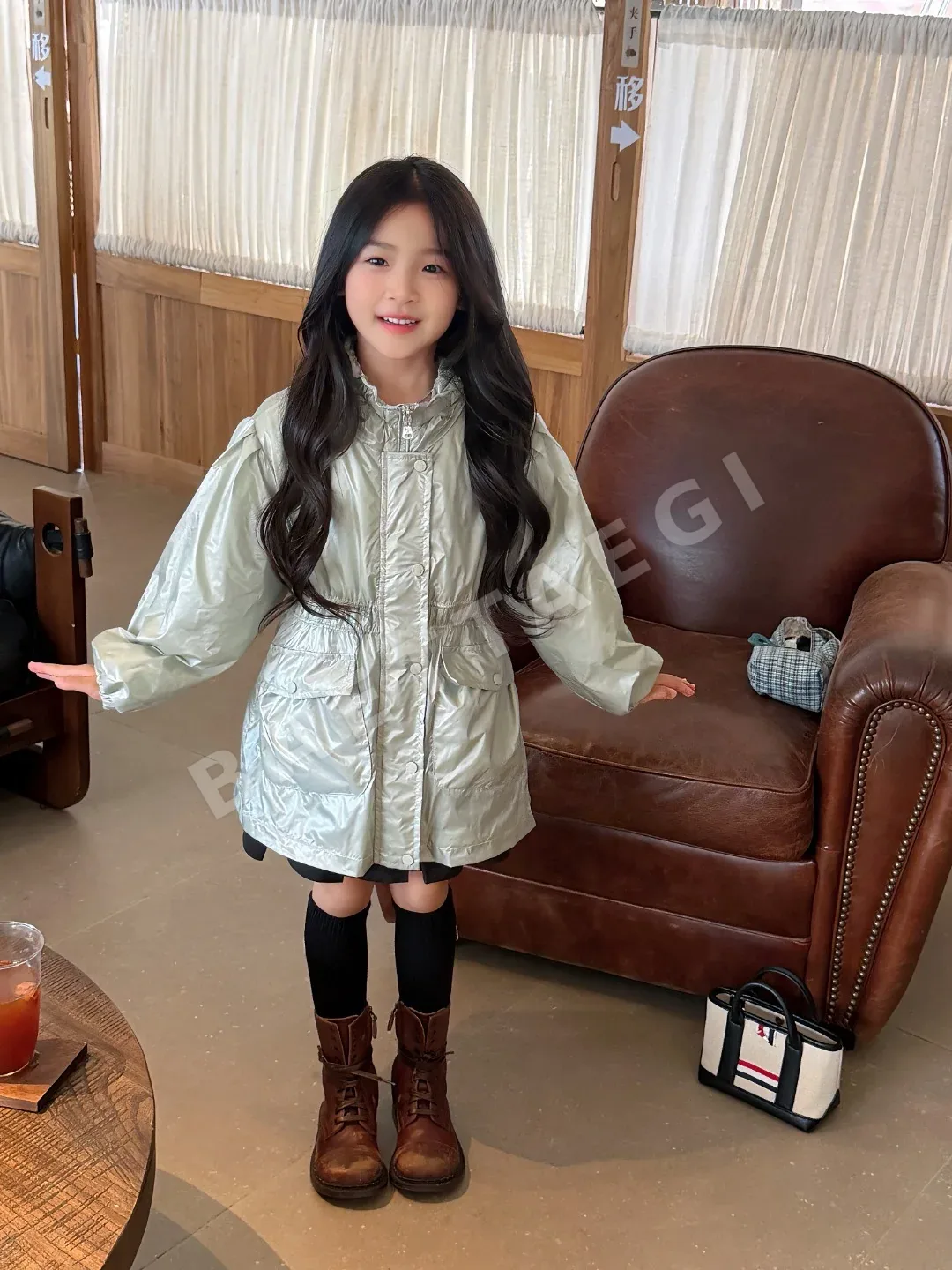몽클레르 시폼 그린 미들 길이 키즈 트렌치코트 상세 이미지 2
