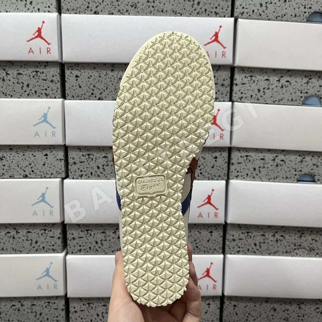 오니츠카타이거 [QC] 멕시코 66 1183A201-206 202295 Onitsuka Tiger Mexico 66 Birch Rust Red 상세 이미지 6