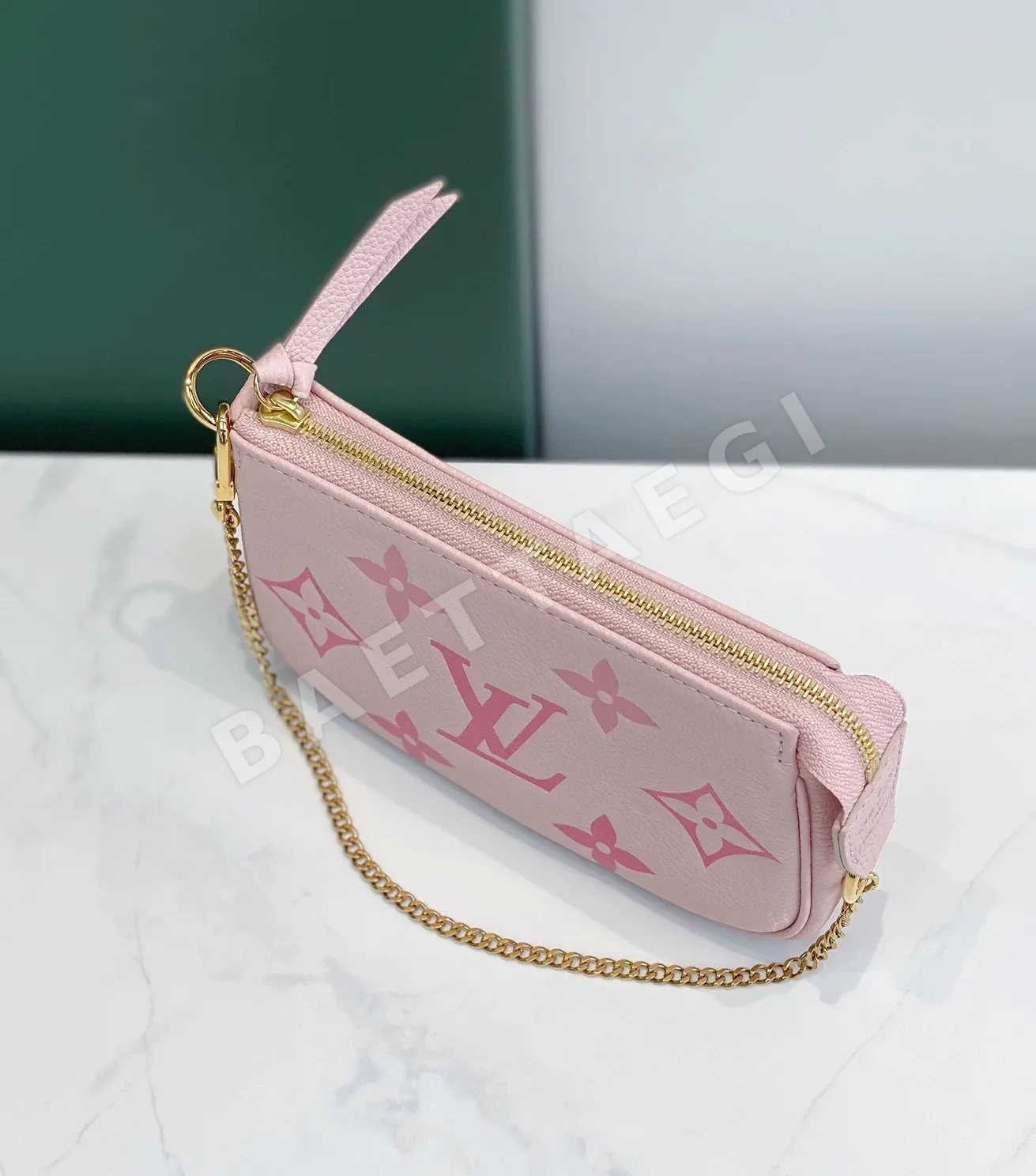 루이비통 모나리자 핑크 그라데이션 가방 상세 이미지 9