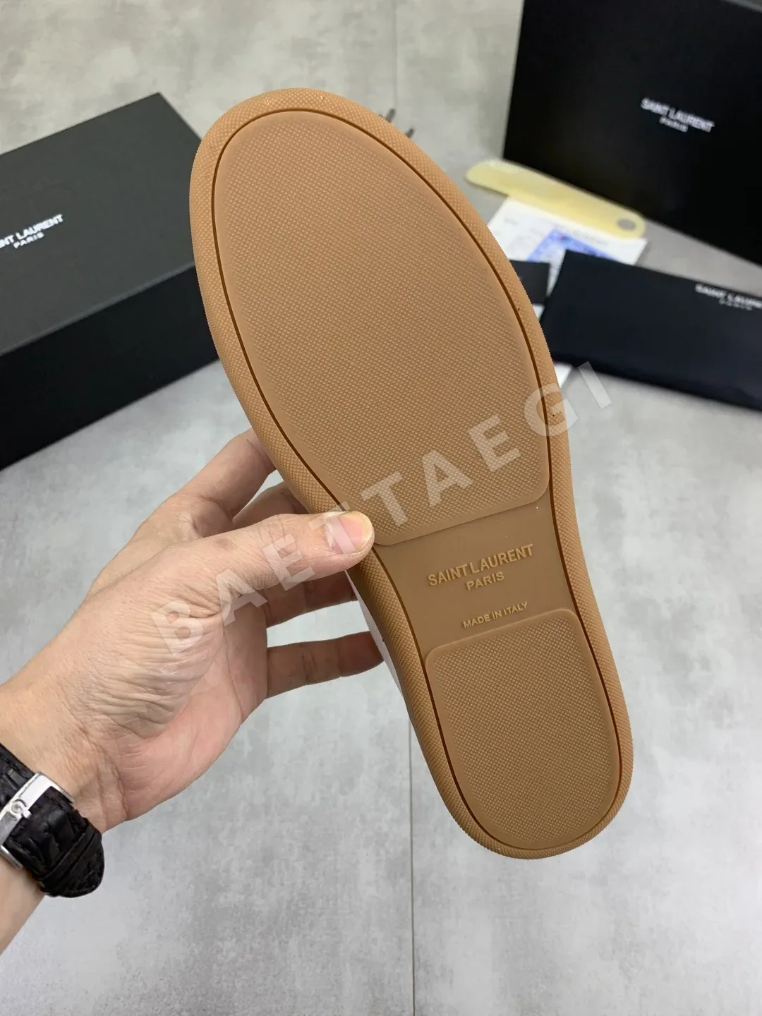 생로랑 클래식 캐주얼 소가죽 신발 상세 이미지 9