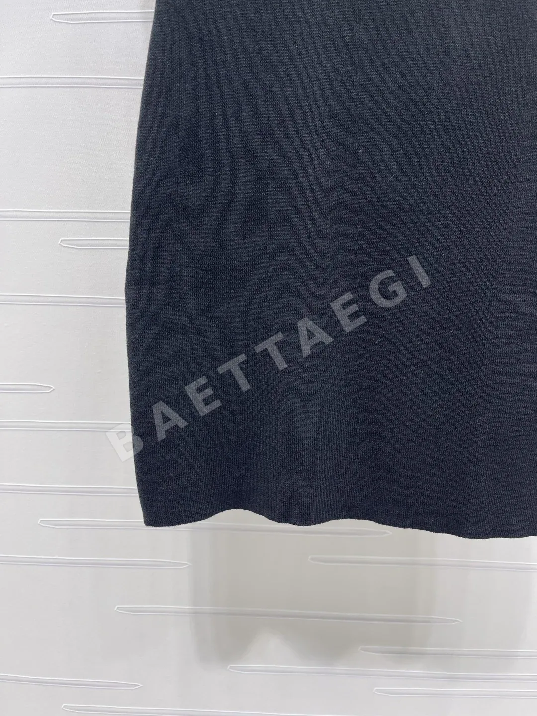 샤넬 스퀘어넥 니트 슬림핏 여성 원피스 상세 이미지 5