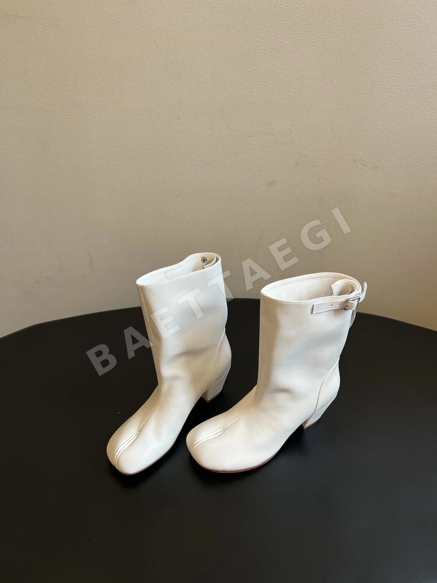 마르지엘라 타비 부츠 스플릿토 디자인 상세 이미지 2