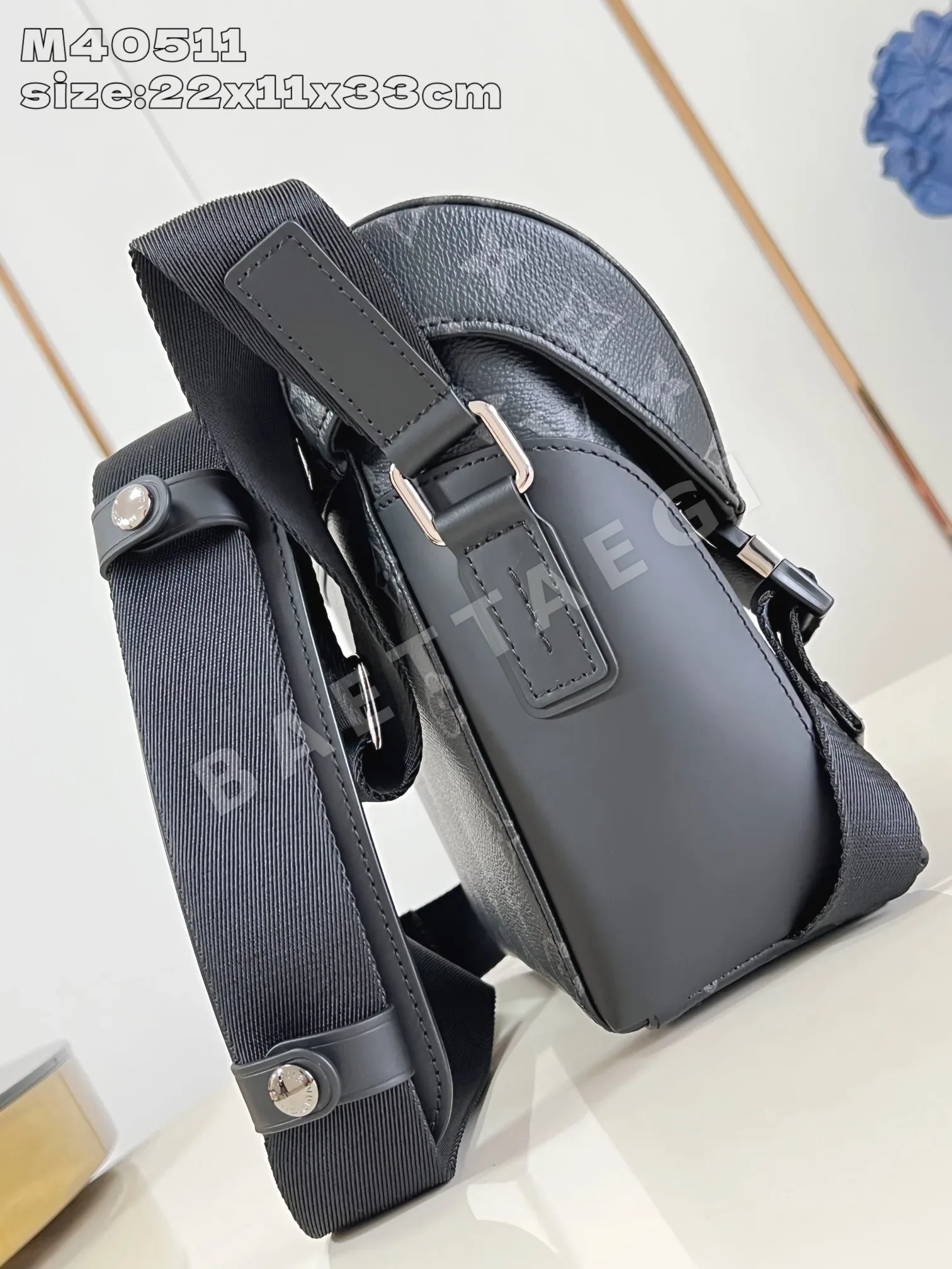 루이비통 M40511 메신저백 PM 스몰 모노그램 상세 이미지 4