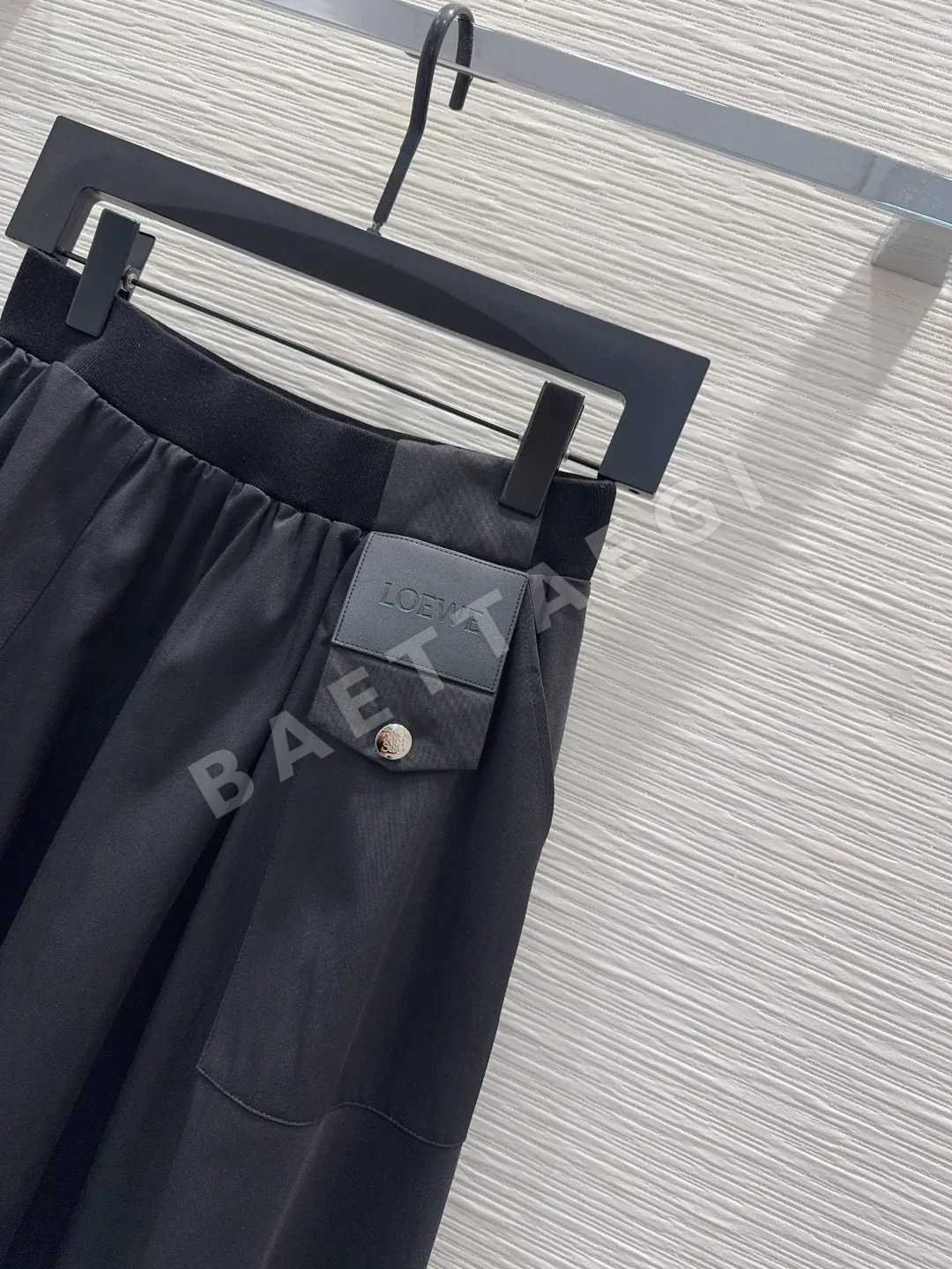 로에베 여성 스커트 상세 이미지 4
