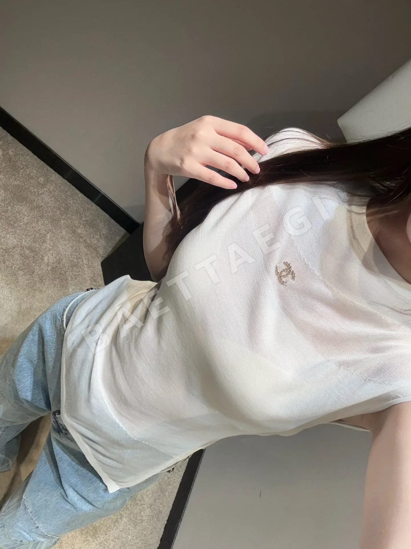샤넬 비대칭 컷 여성 반팔 니트 탑 상세 이미지 5