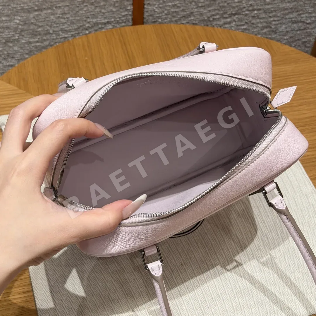 에르메스 페더 미니 가방 상세 이미지 6