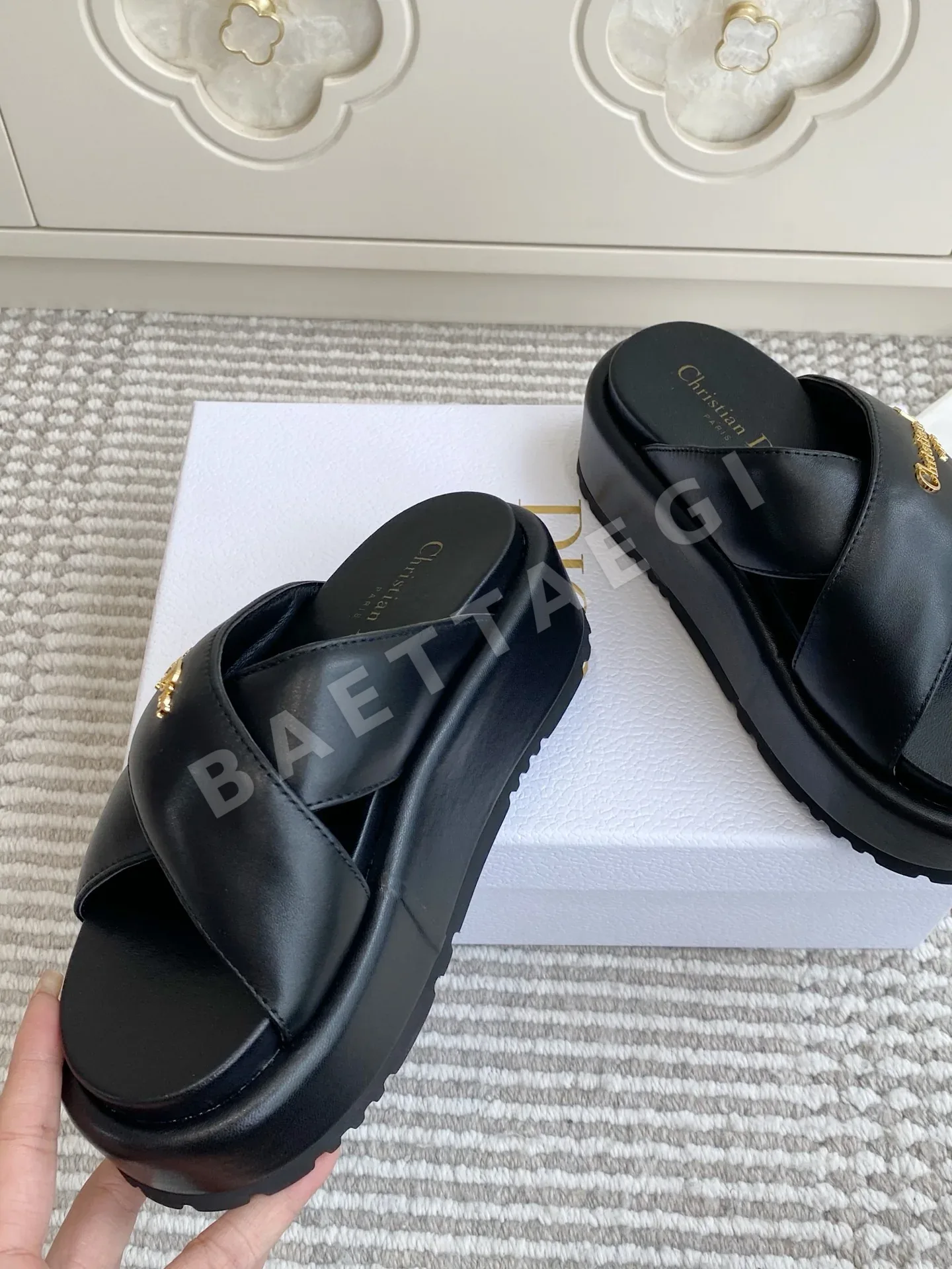 디올 신발 상세 이미지 5
