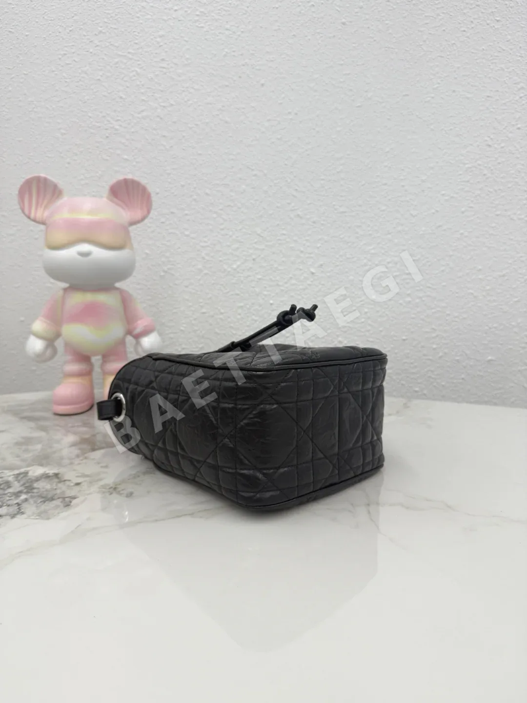디올 D-모션 버켓 가방 상세 이미지 4