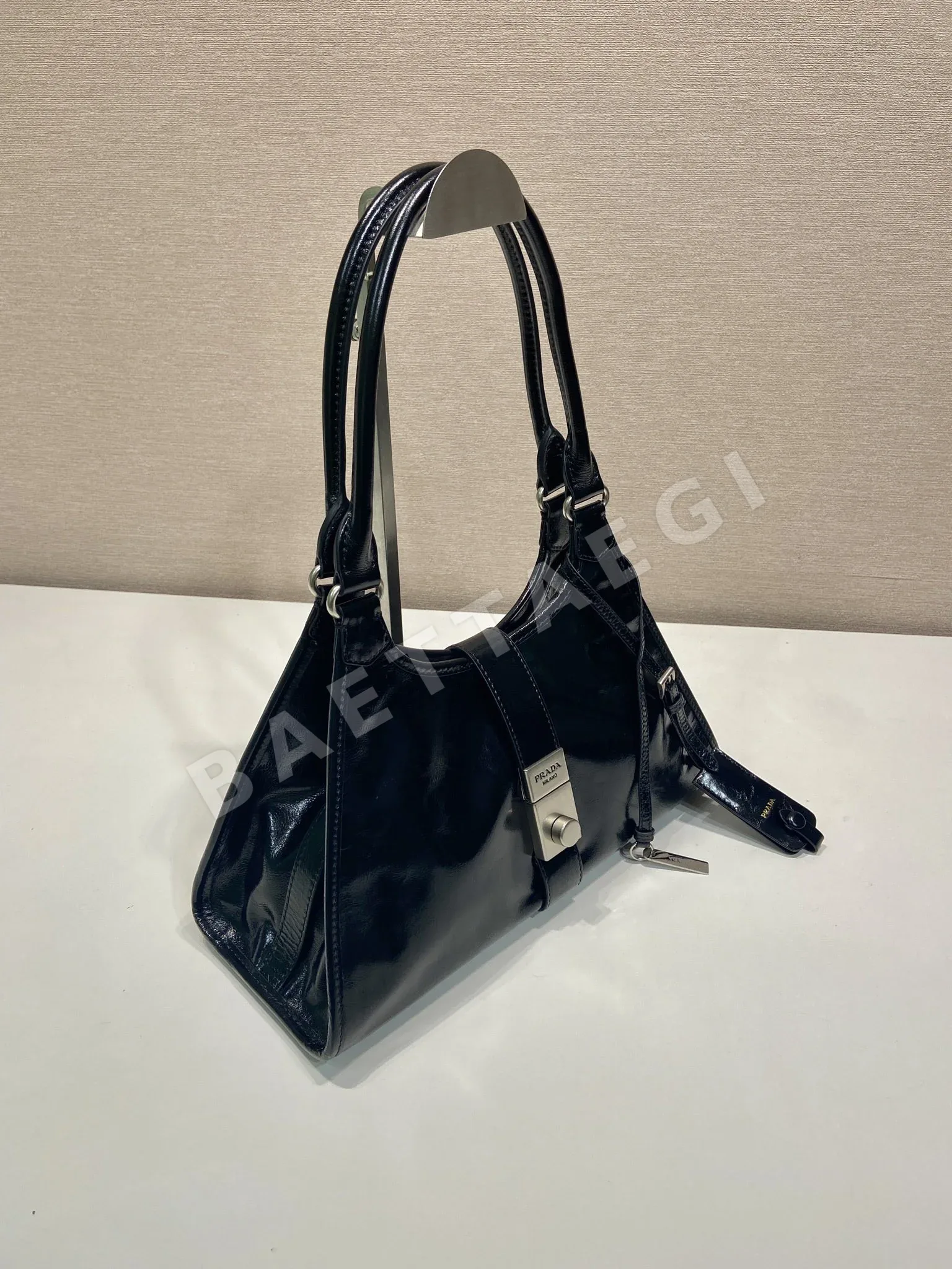 프라다 가방 1BG563 상세 이미지 2