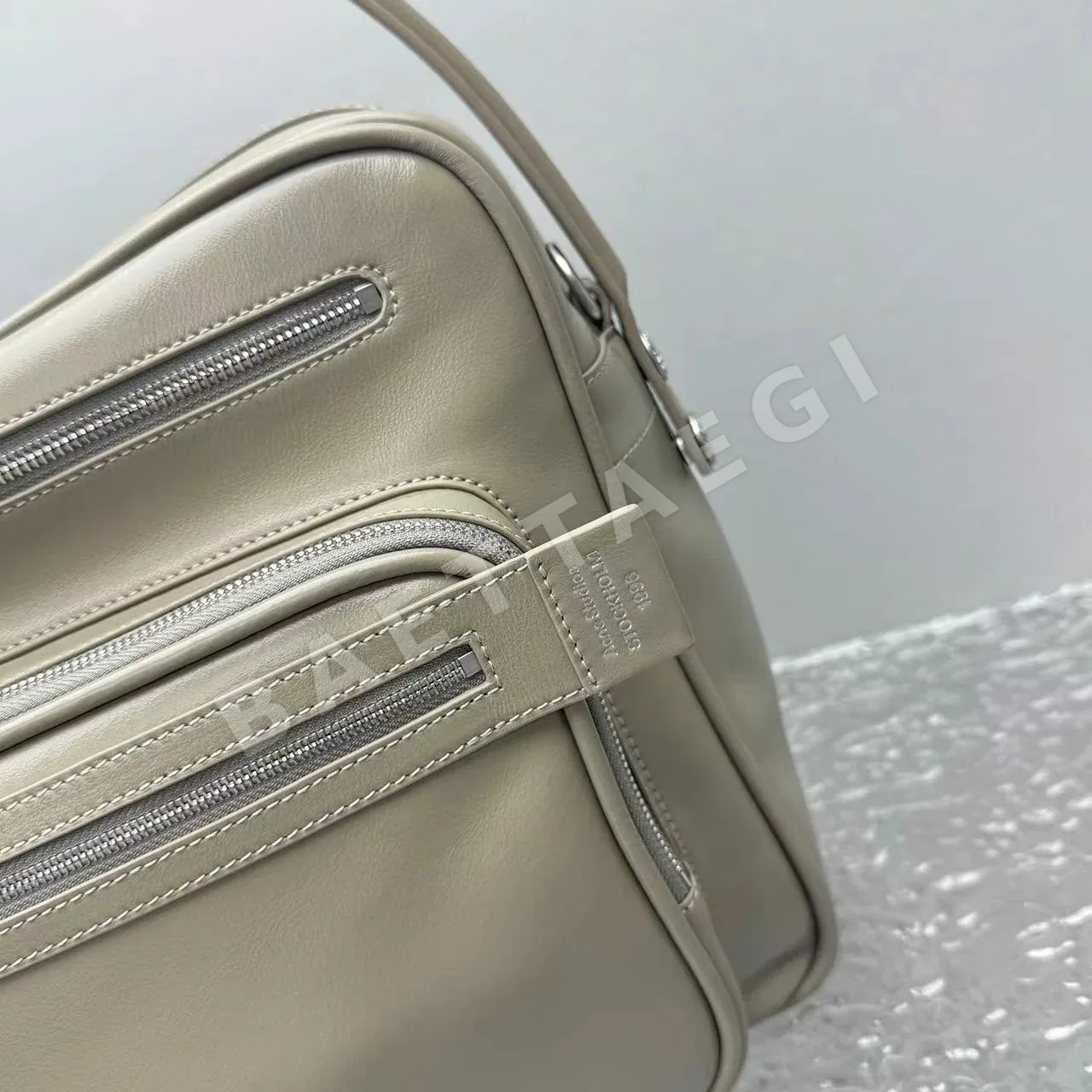 아크네스튜디오 카메로 미디움 143206 가방 Bag 상세 이미지 11