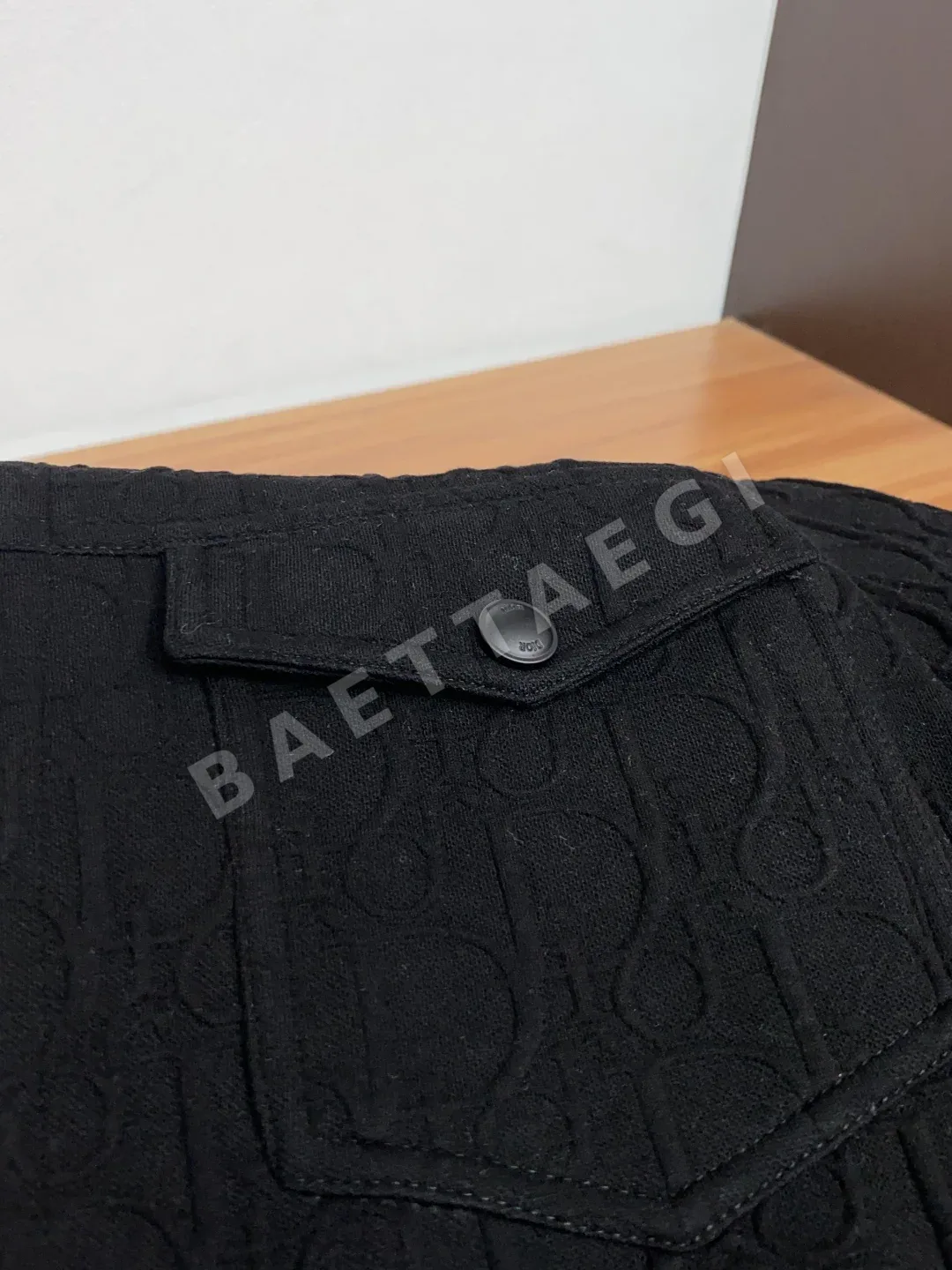 로로피아나 절제 컬러블록 남성 자켓 상세 이미지 8