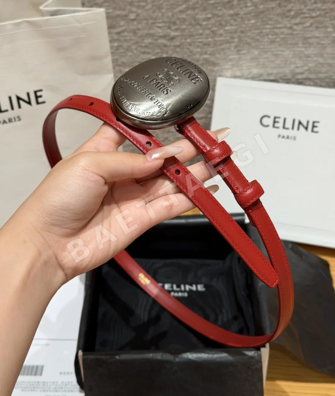 셀린느 레트로 타원형 버클 가죽 벨트 상세 이미지 3