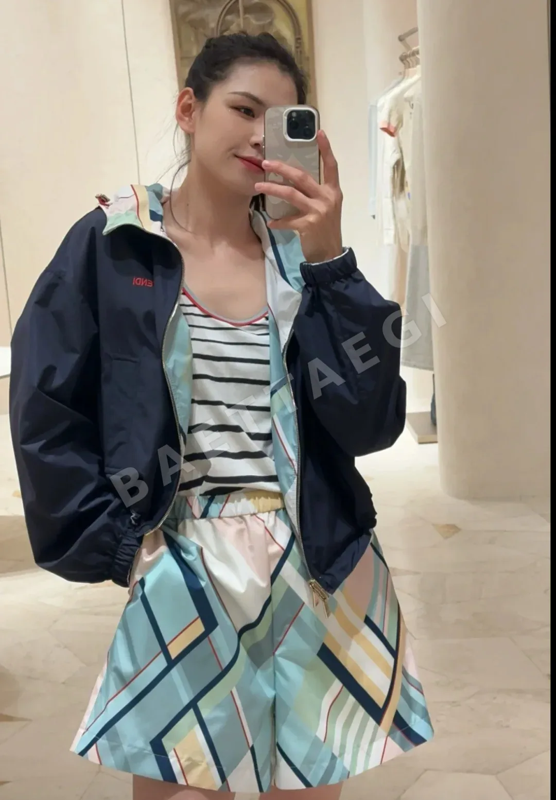 펜디 마카롱 컬러 기하학 패턴 여성 자켓 상세 이미지 4