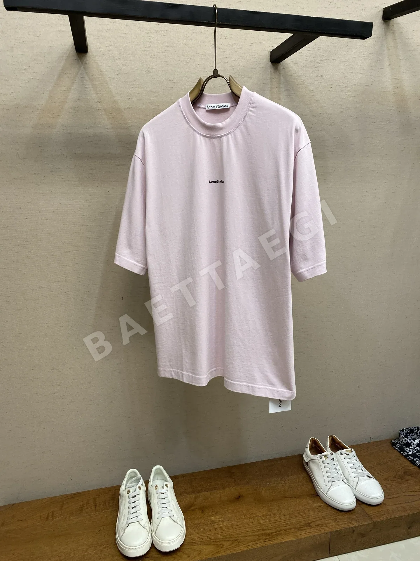 아크네스튜디오 남성 로고 프린트 반팔 티셔츠 85917