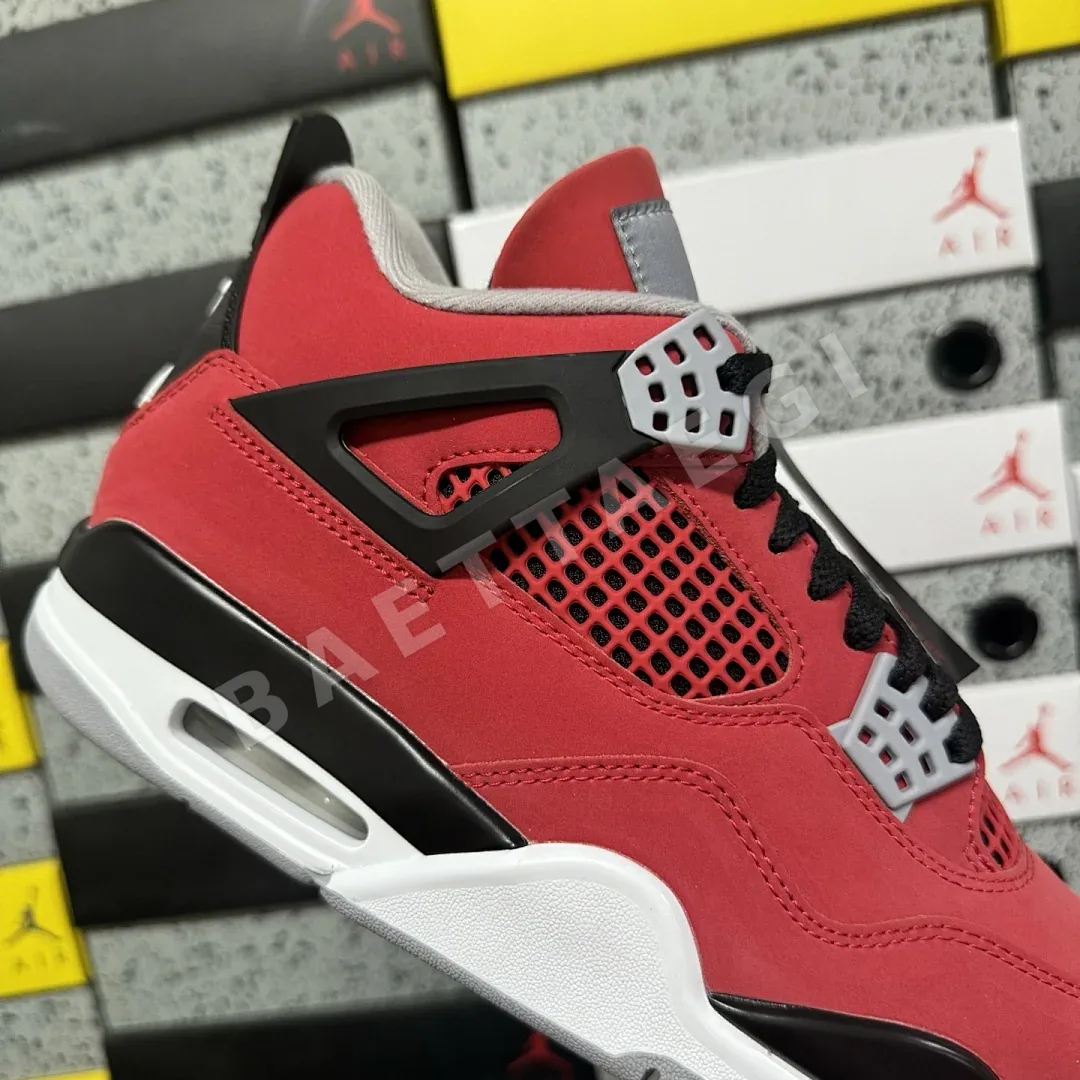 나이키 [GX] 조던 4 레트로 FQ8138-600 201270 Nike Jordan 4 Retro Toro Bravo 상세 이미지 5